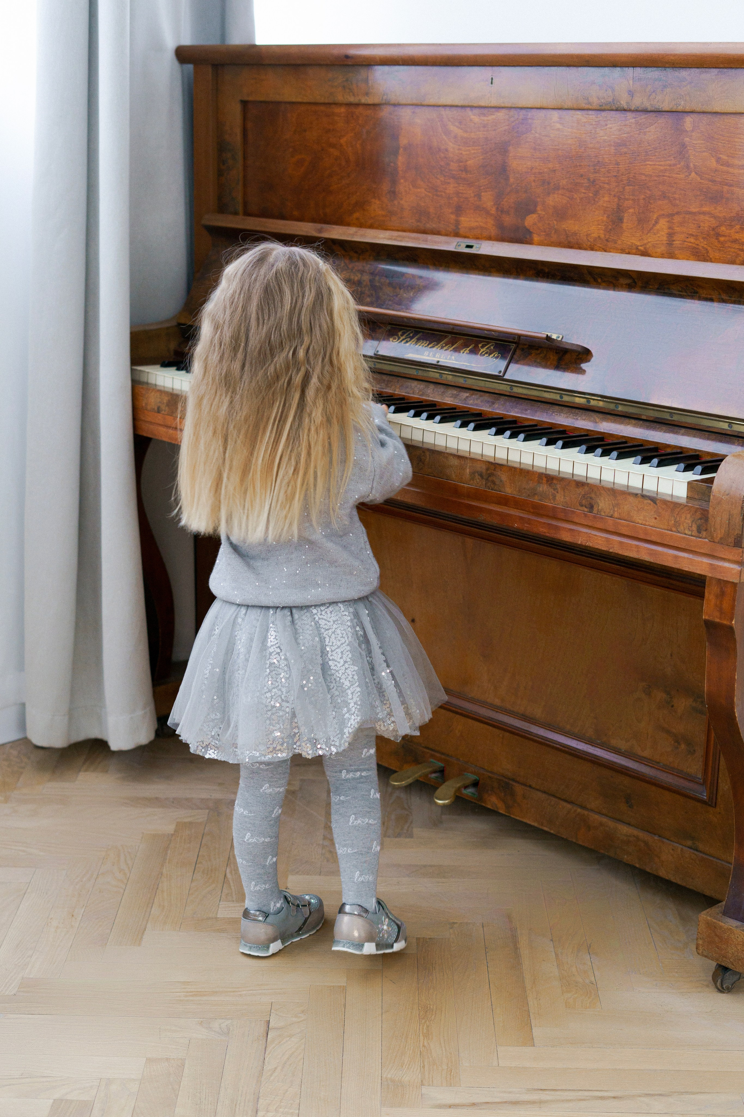 Вика и Алиса. Главная