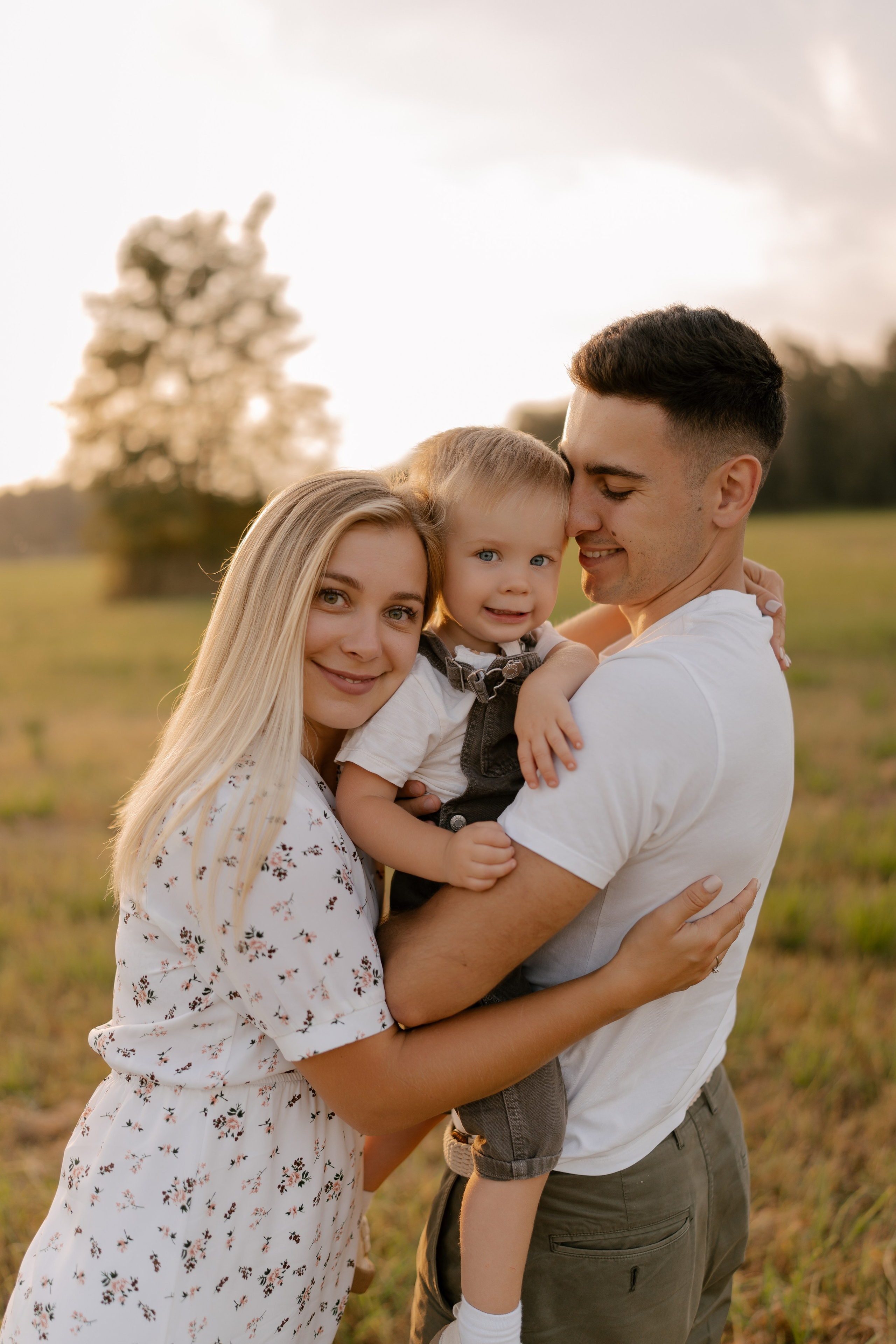Рома, Даша, Паша. Свадебный и семейный фотограф в Москве и Красногорске — живые кадры | Анастасия Тихонова