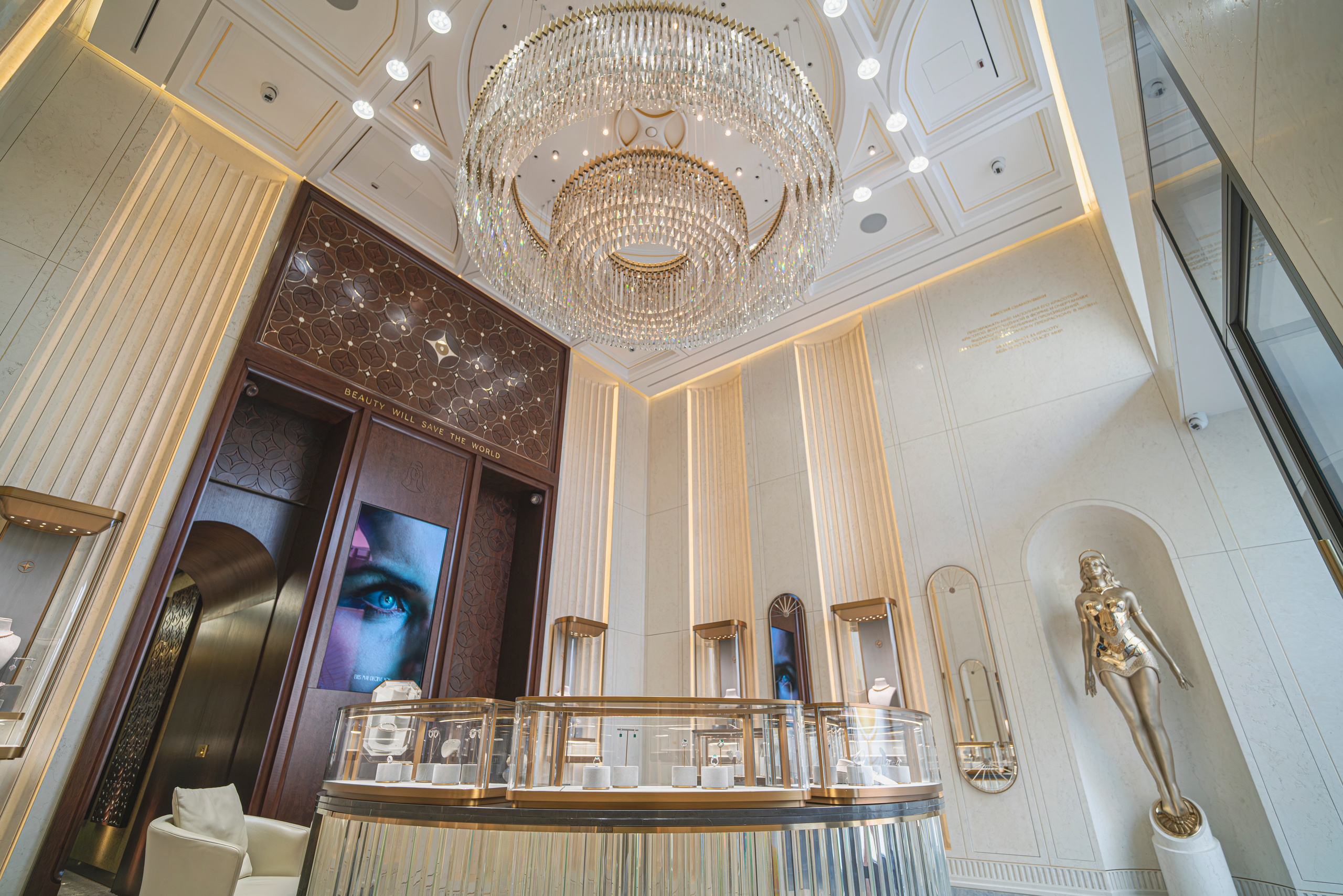 КАМ. Ювелирный дом CHAMOVSКIKH. Видеограф для бизнеса в Санкт-Петербурге — съёмка производств, выставок, B2B