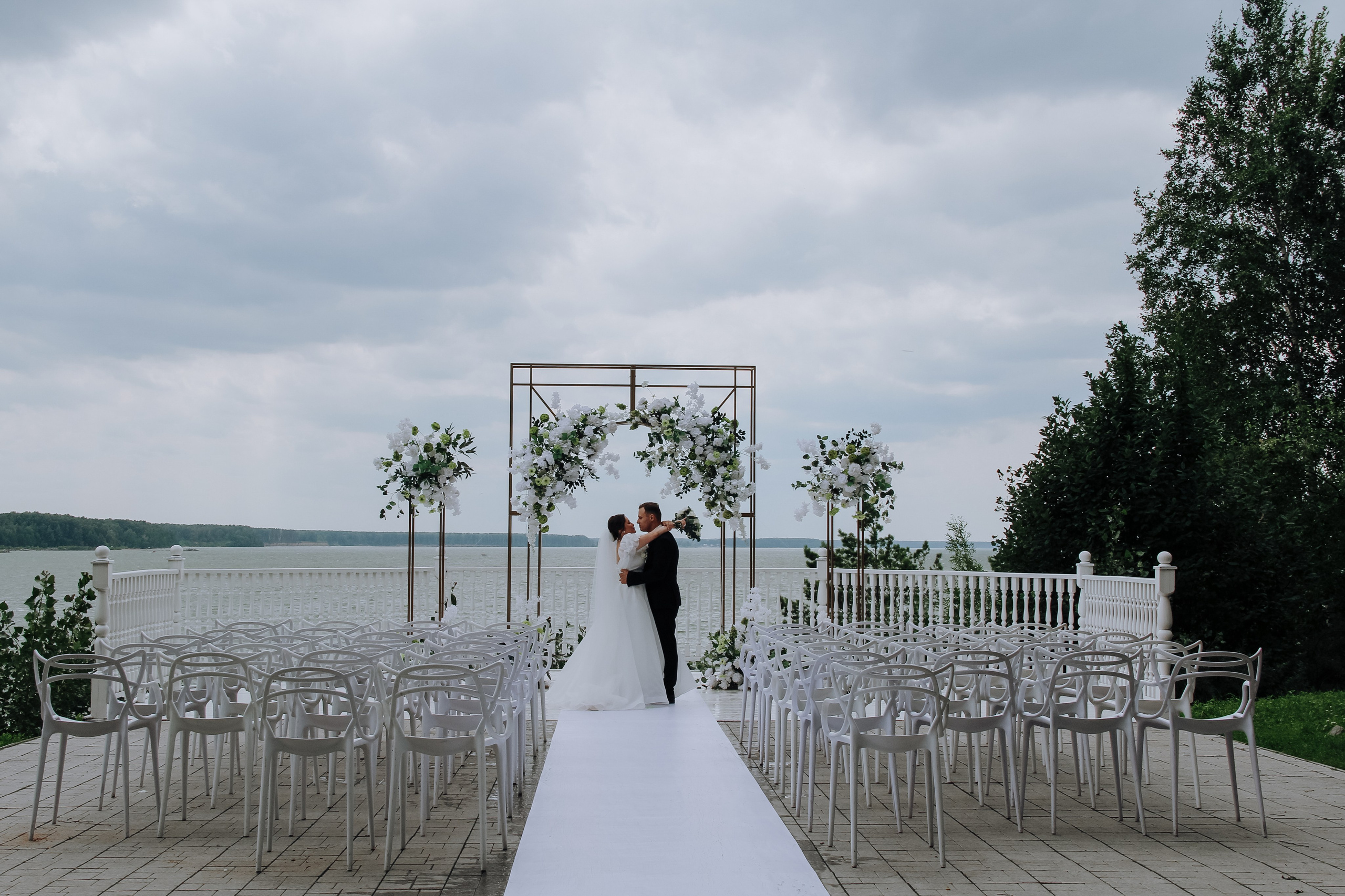 Свадебная история Марии и Владимира. Семейный фотодуэт Ирина и Николай Власьевы. Фотосессии в Новосибирске