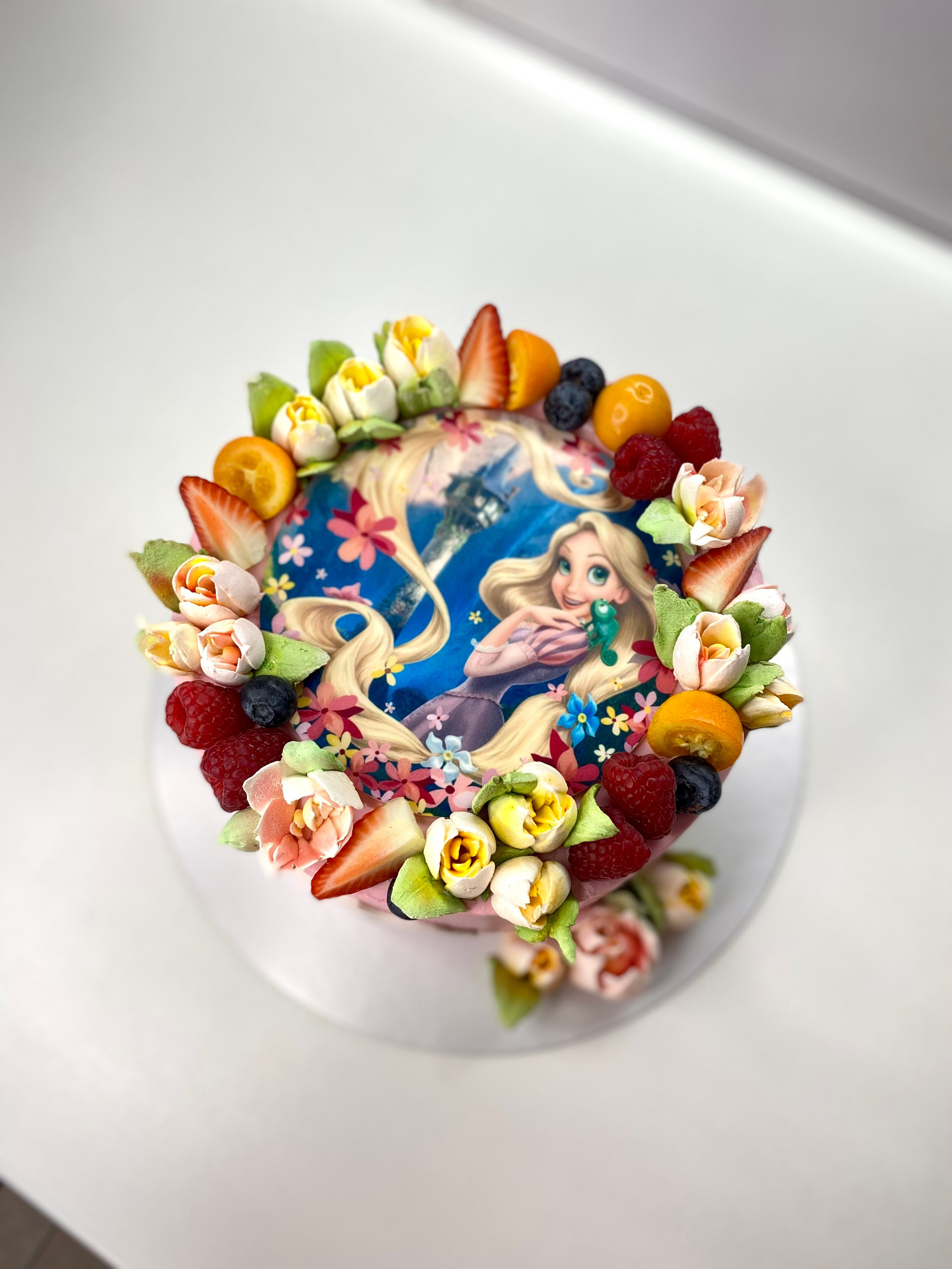 Торты. Katyasugarsugar капкейки, зефир, торты Москва