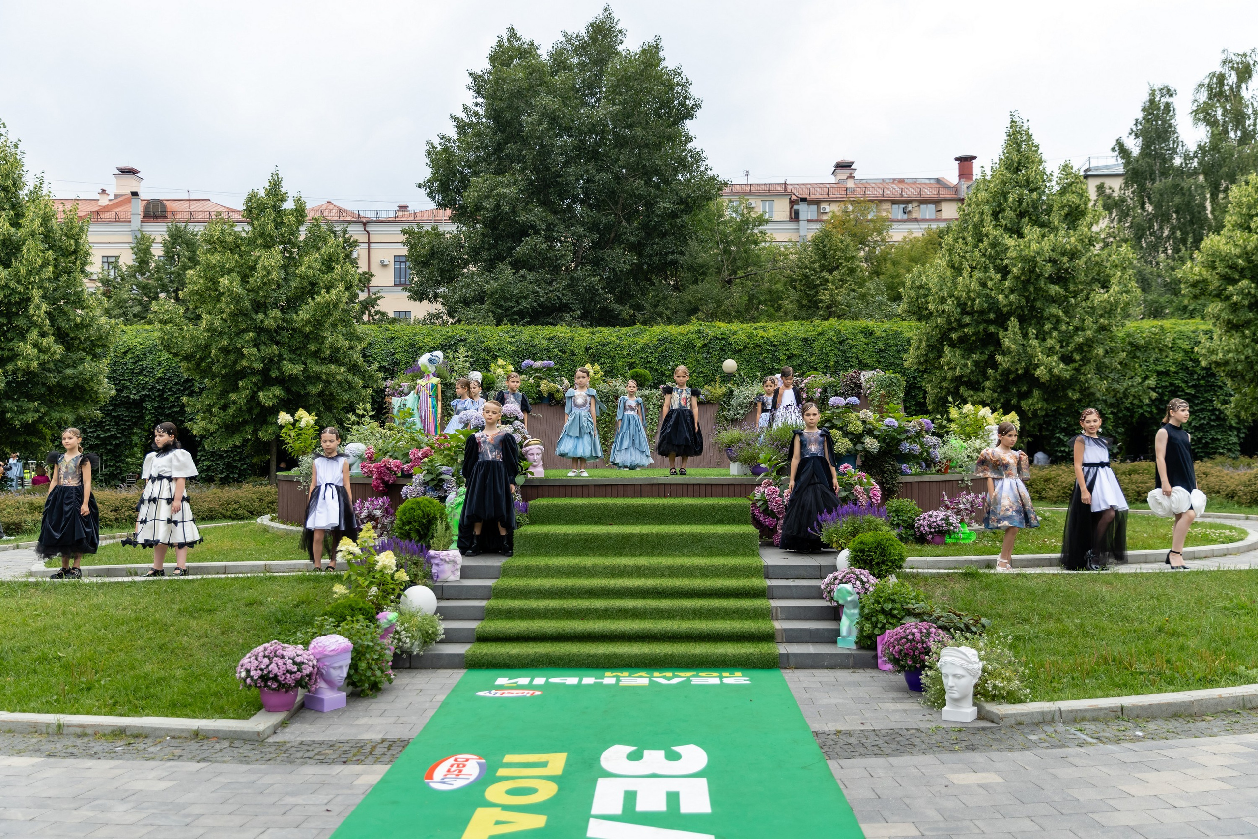 Зеленый подиум (KIDS REVOLUTION и GIZA). Татьяна Чернышова свадебный фотограф Москва