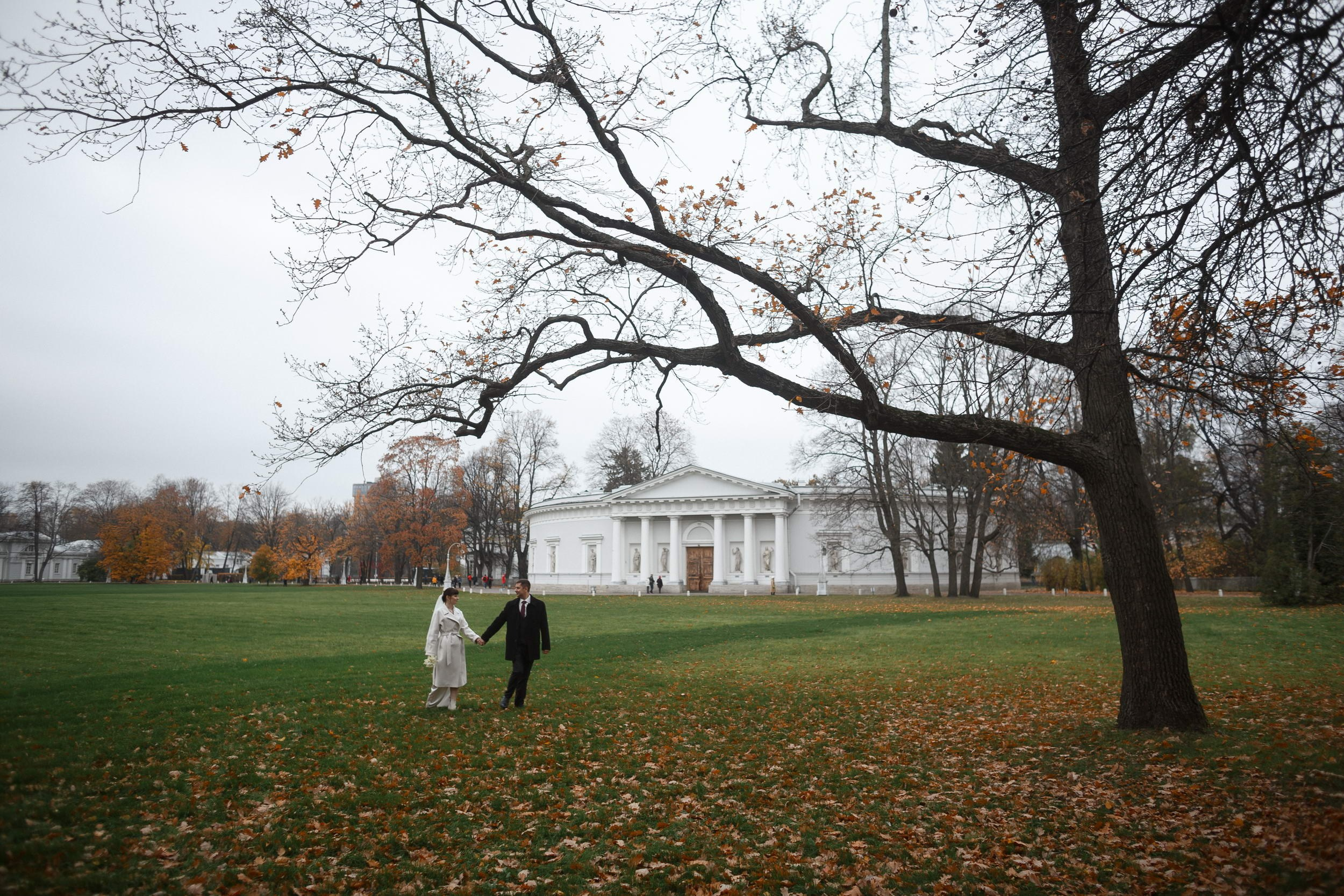 Свадьба в октябре. Свадебный фотограф Игорь Брундасов 8PHOTO на свадьбу венчание загс СПб