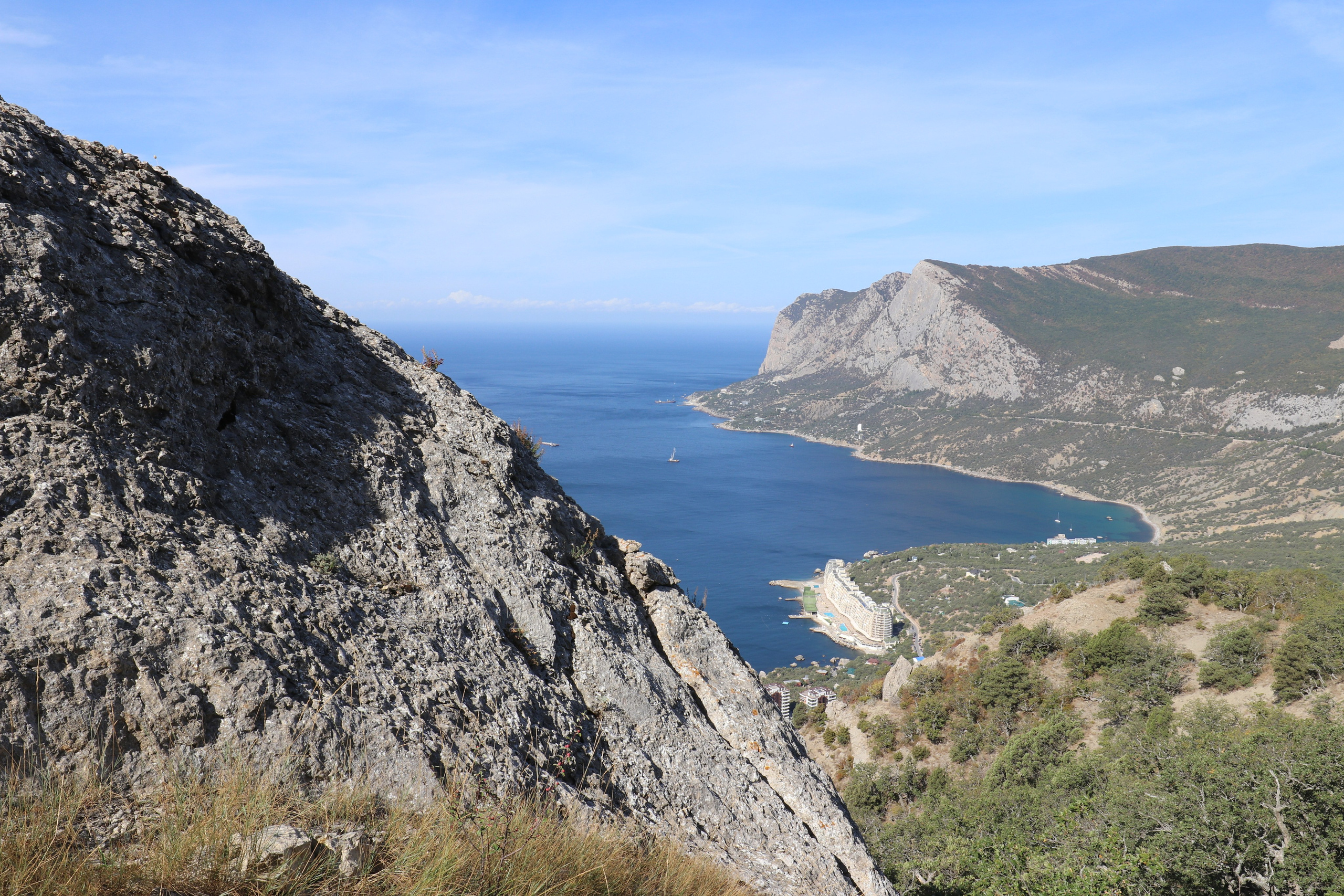 Крым. ЮБК (Судак, Карадаг, гора Клементьева, Меганом, Ильяс-Кая). Сентябрь 2020. Путешественник-фотограф из Санкт-Петербурга Татьяна Свистулина