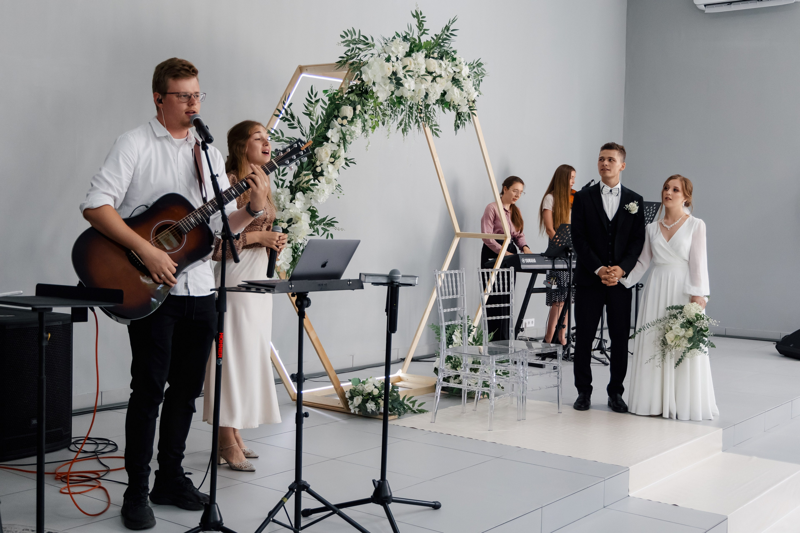 Тимофей и Маргарита. Озеро Лотосов. Венчание в церкви. Свадебный фотограф в Хабаровске