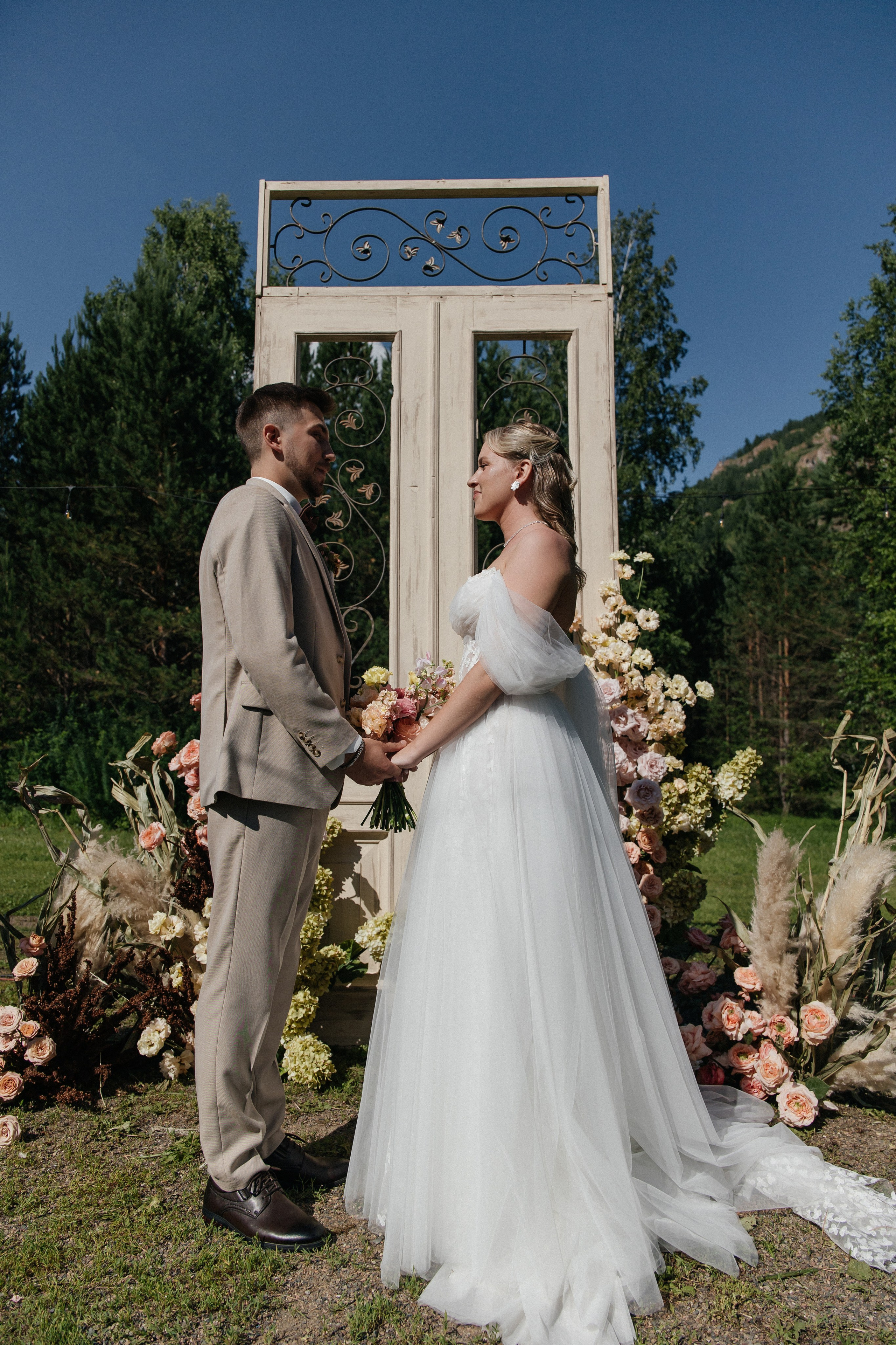 Паша и Милана. Свадебный фотограф в Красноярске