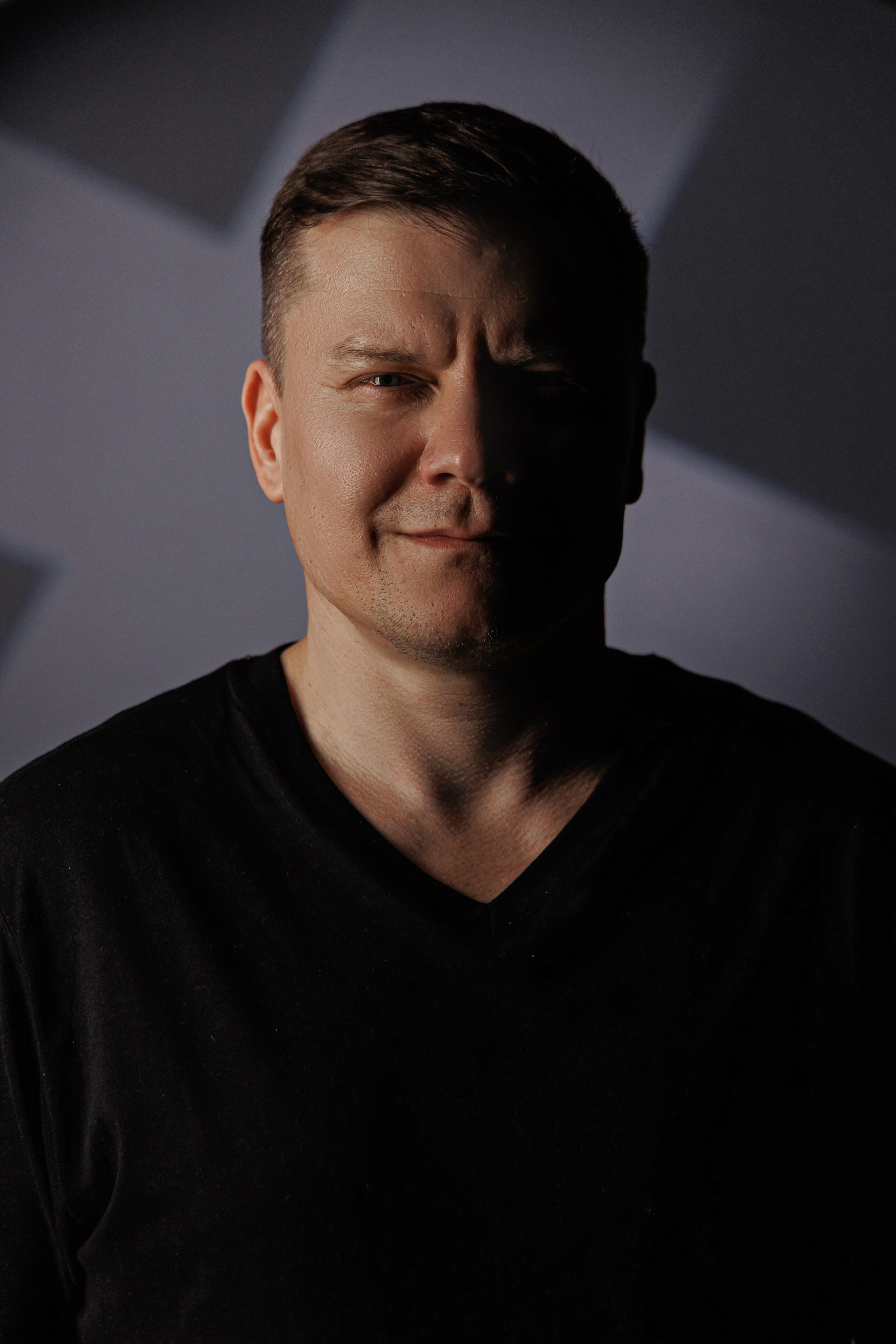 Портретные постеры для DJ. Фотограф, видеограф