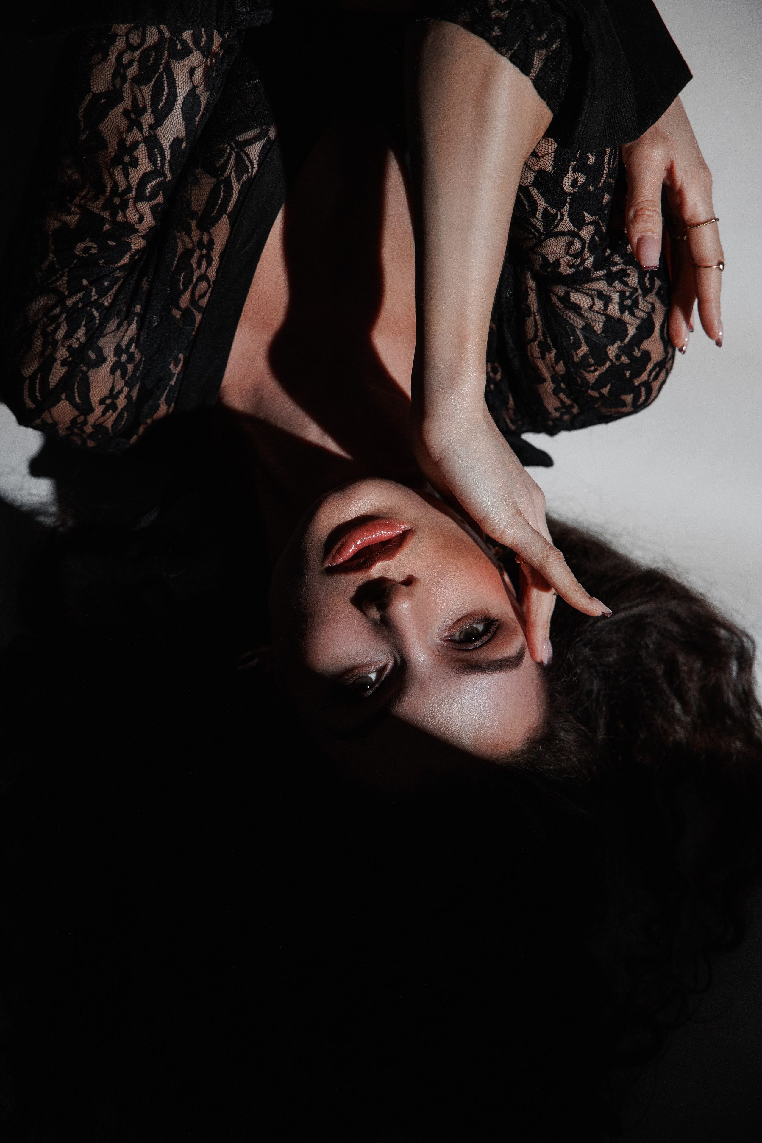 Девушка в черном. Валентина Похомова — профессиональный фотограф в Екатеринбурге