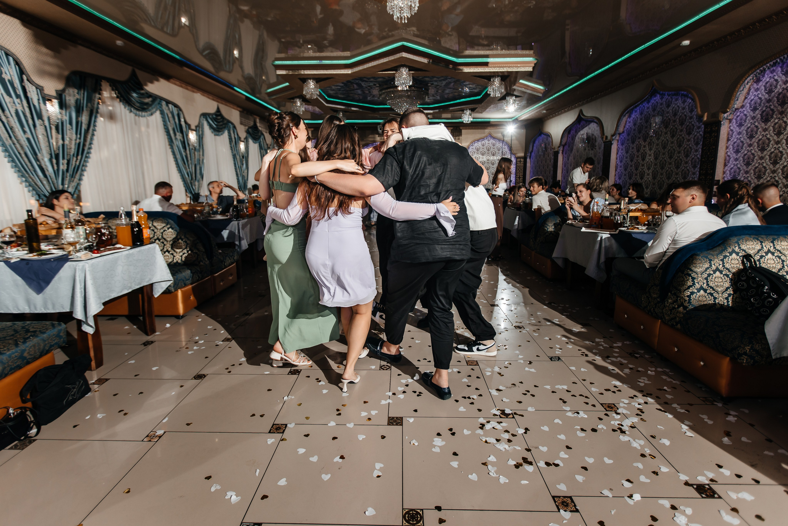 Анонс свадьбы Марии и Игоря. Банкет в ресторане Мероба. Свадебный фотограф в Крыму и Севастополе Ольга Баскакова