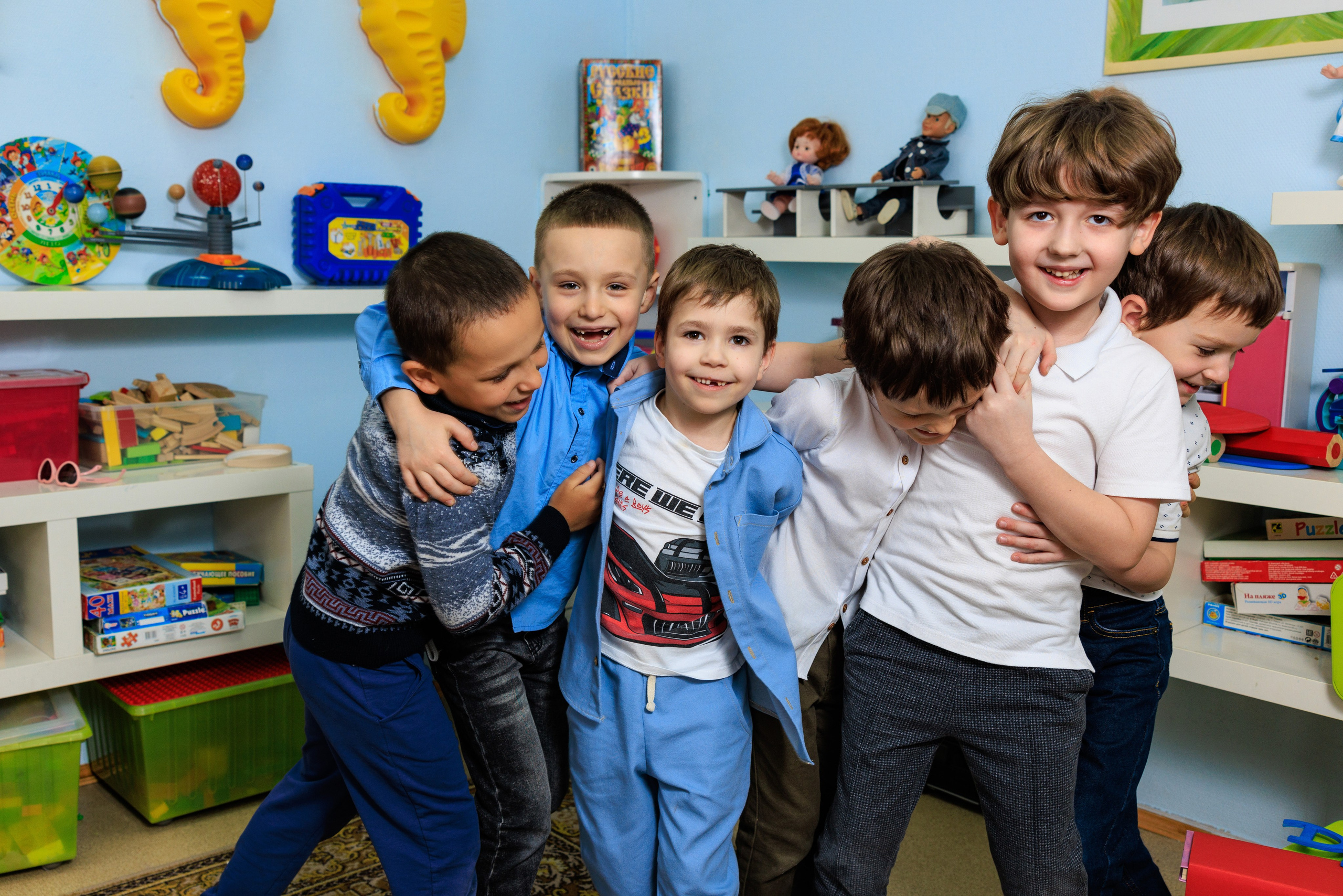 Друзья. Выпускной альбом в Реутово для школ и детских садов