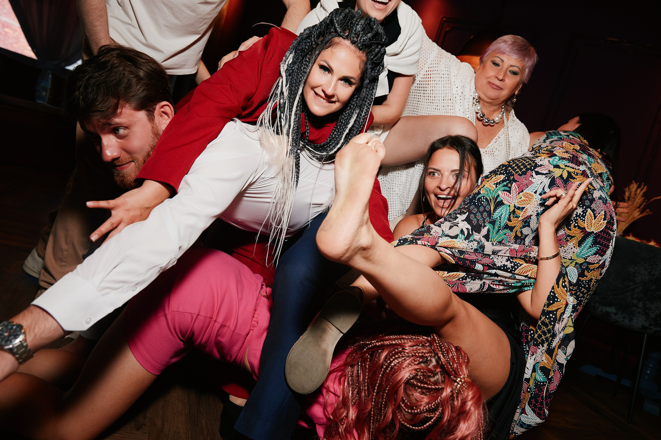 HOLIDAY IN AVRORA ROOM 10.08. Свадебный репортажный фотограф краснодар максим дремов дрёмов фотосессия студия цена