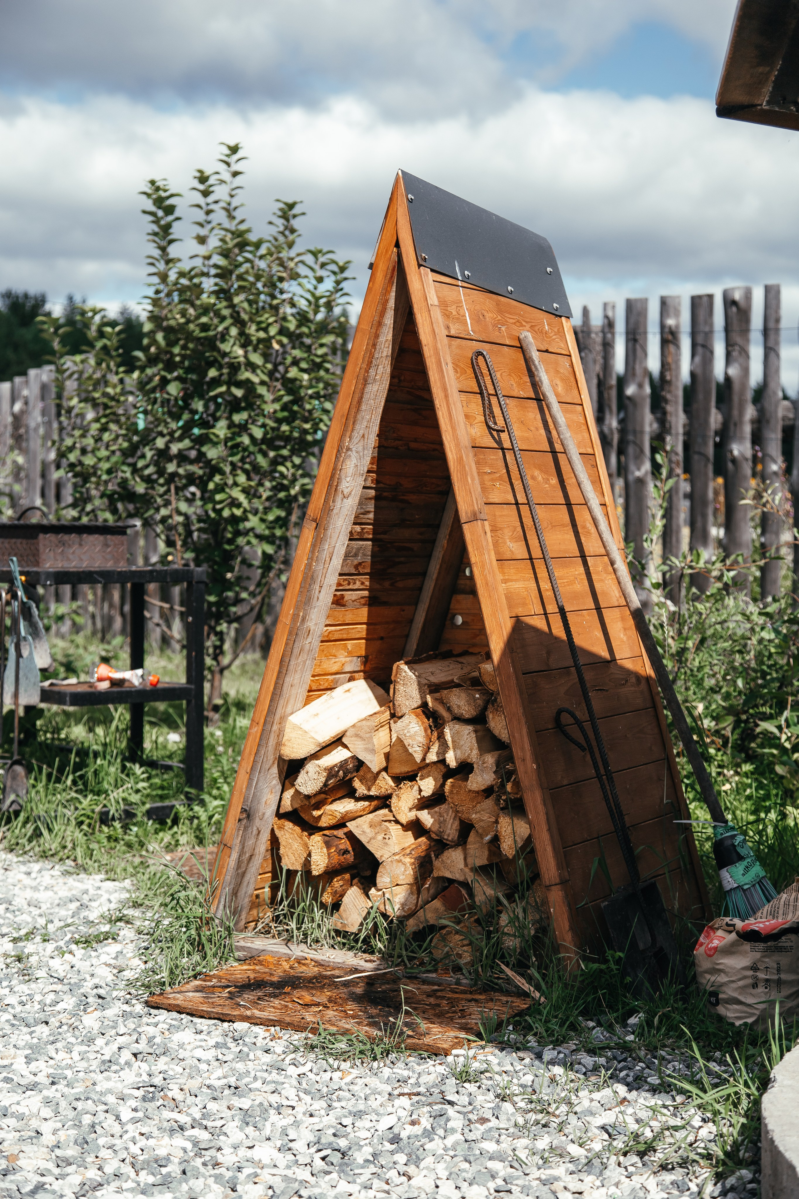 A & V. Street photographer