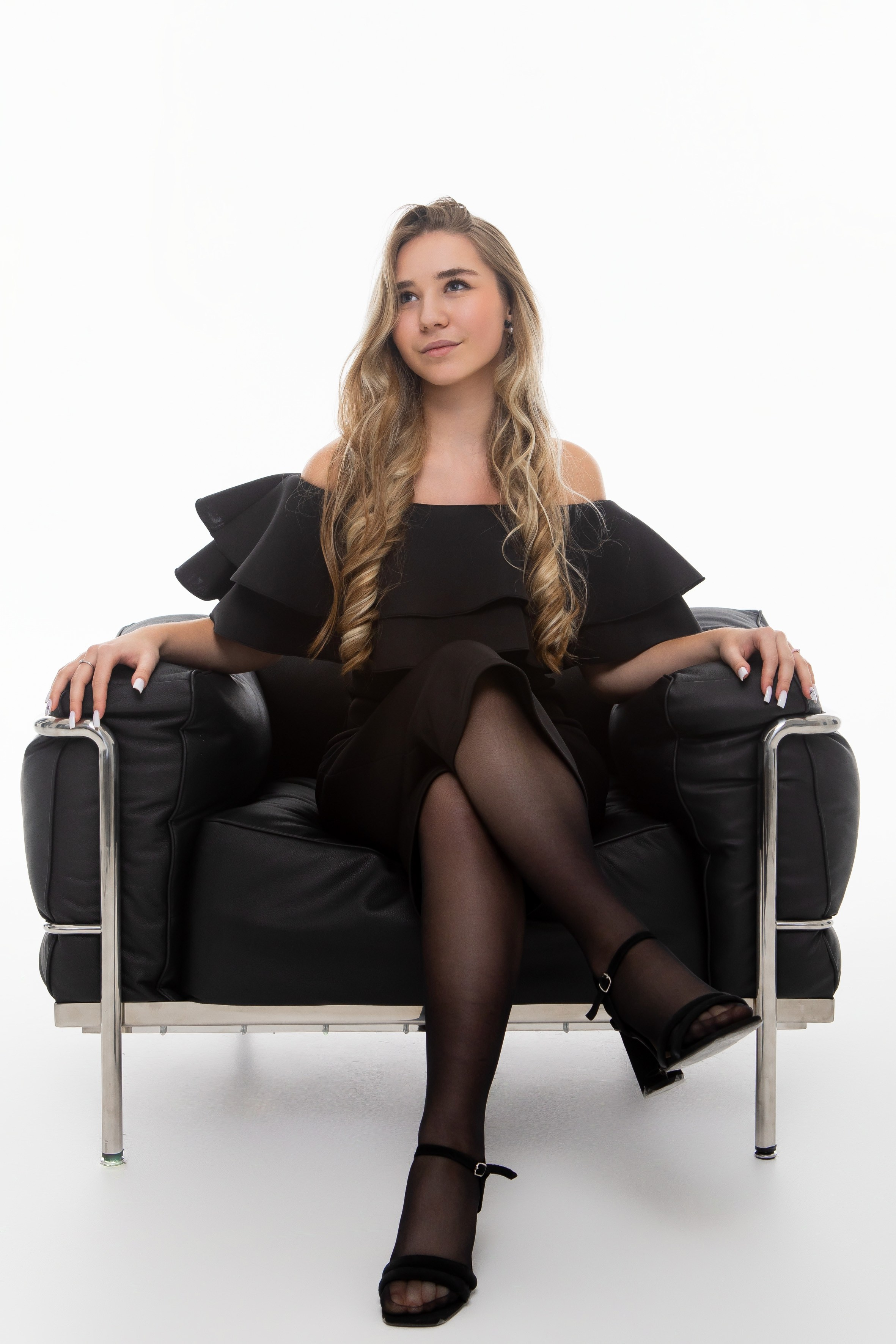 Студия Гимназия 12 11 А 2024 г. Свадебный и портретный Фотограф в Липецке Дмитрий Котюков