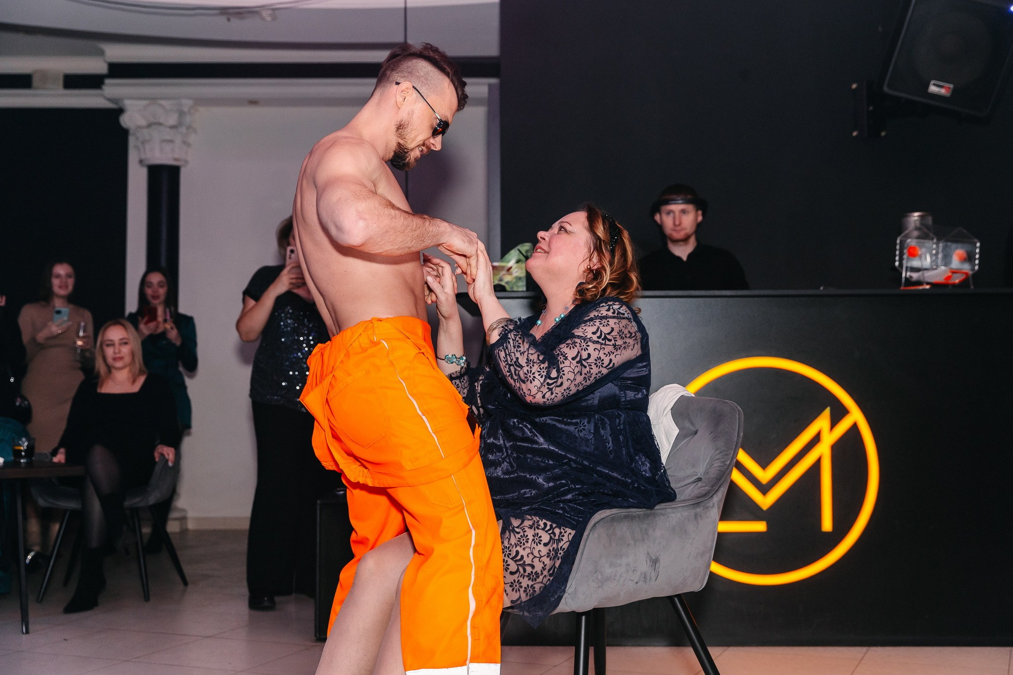 8 марта в лаунж-баре Major 2024. Свадебный, семейный и детский фотограф в Калининграде Елена Кравцова