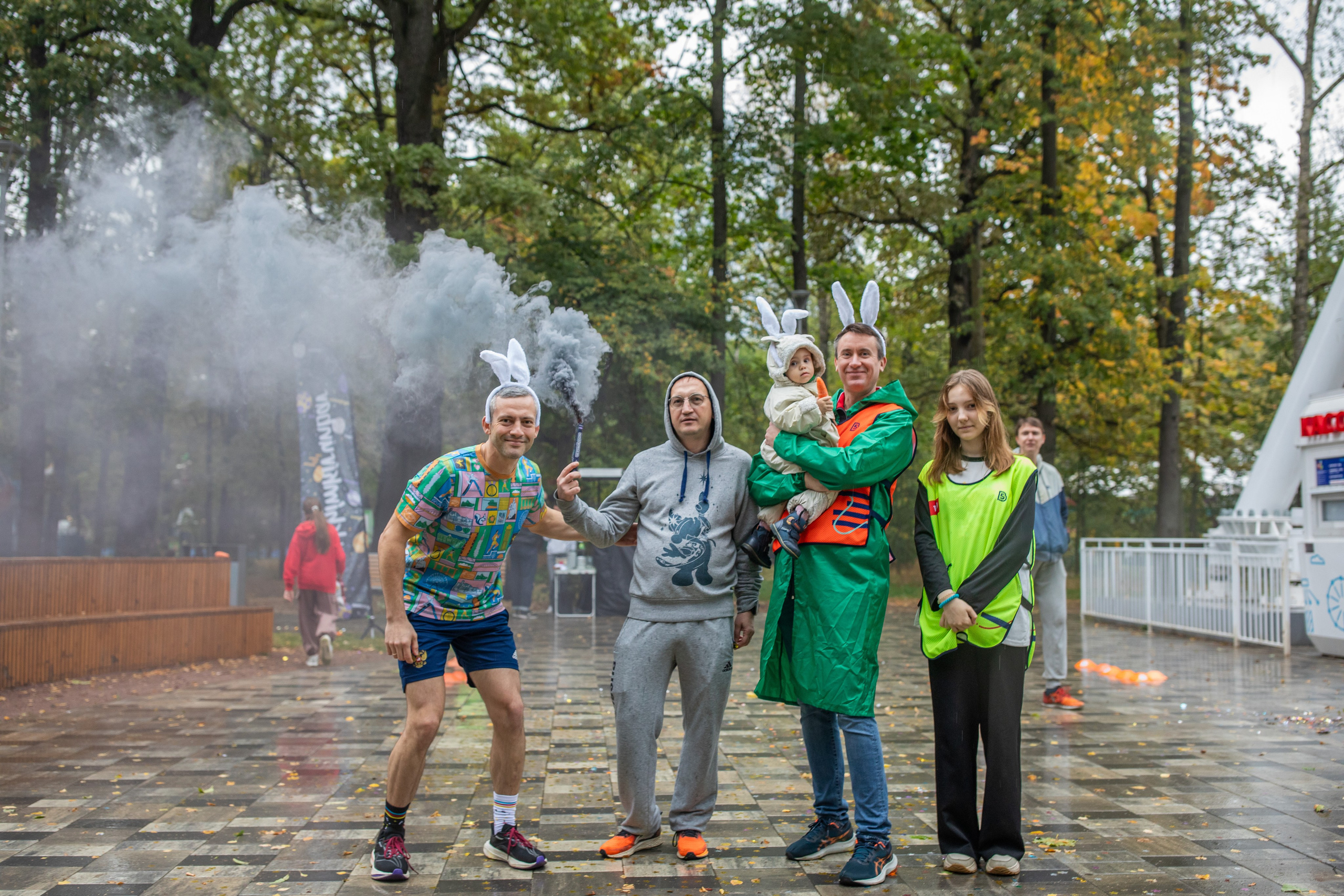 7 лет забегам 5 вёрст Химки 28.09.24. Фотограф Сергей Ловкий