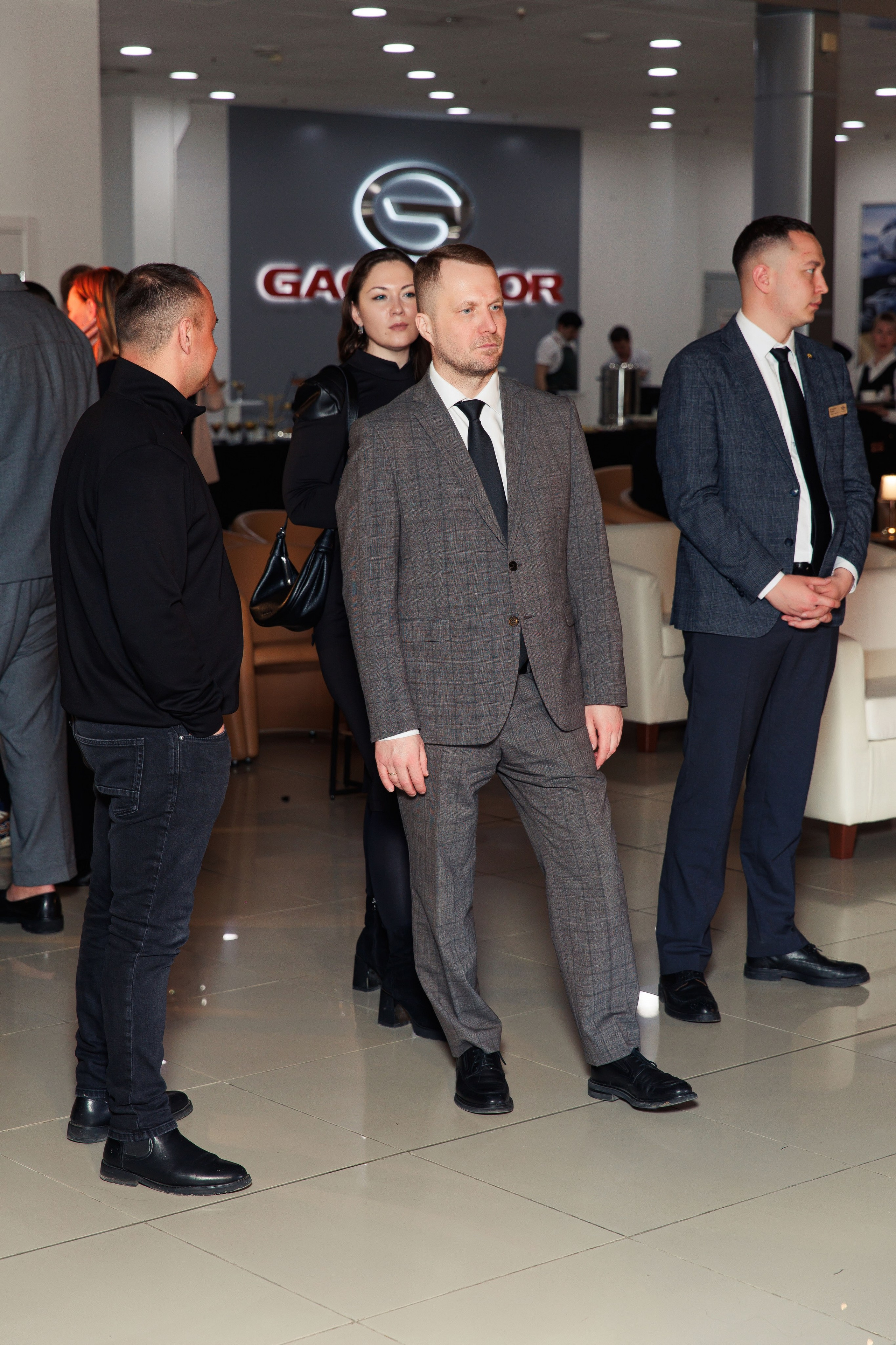 Презентация новой Toyota RAV4. Репортажный и свадебный фотограф в Уфе Павел Кожевников