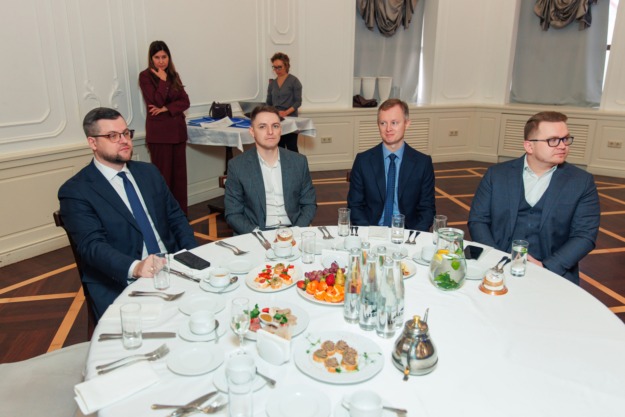 Бизнес-завтрак от Газпромбанка. Репортажный и свадебный фотограф в Уфе Павел Кожевников