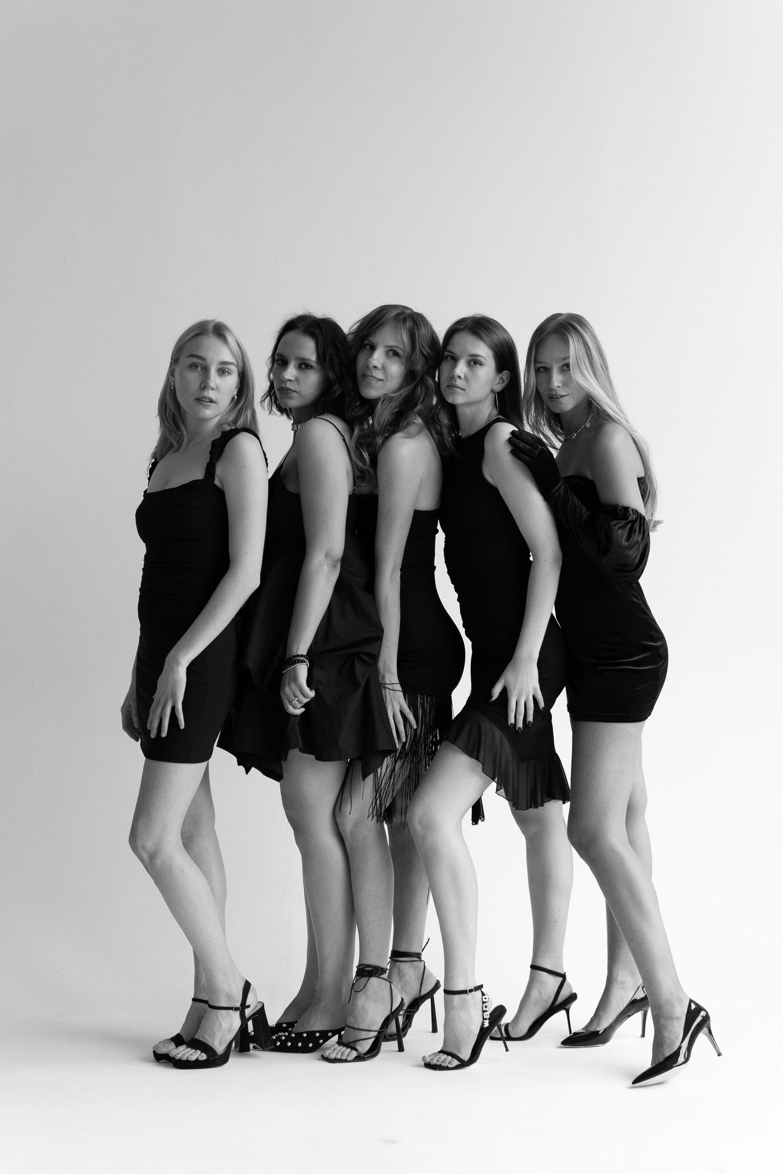 Girls. Photographer in Tbilisi Saint-Petersburg Worldwide — Elena Golubeva