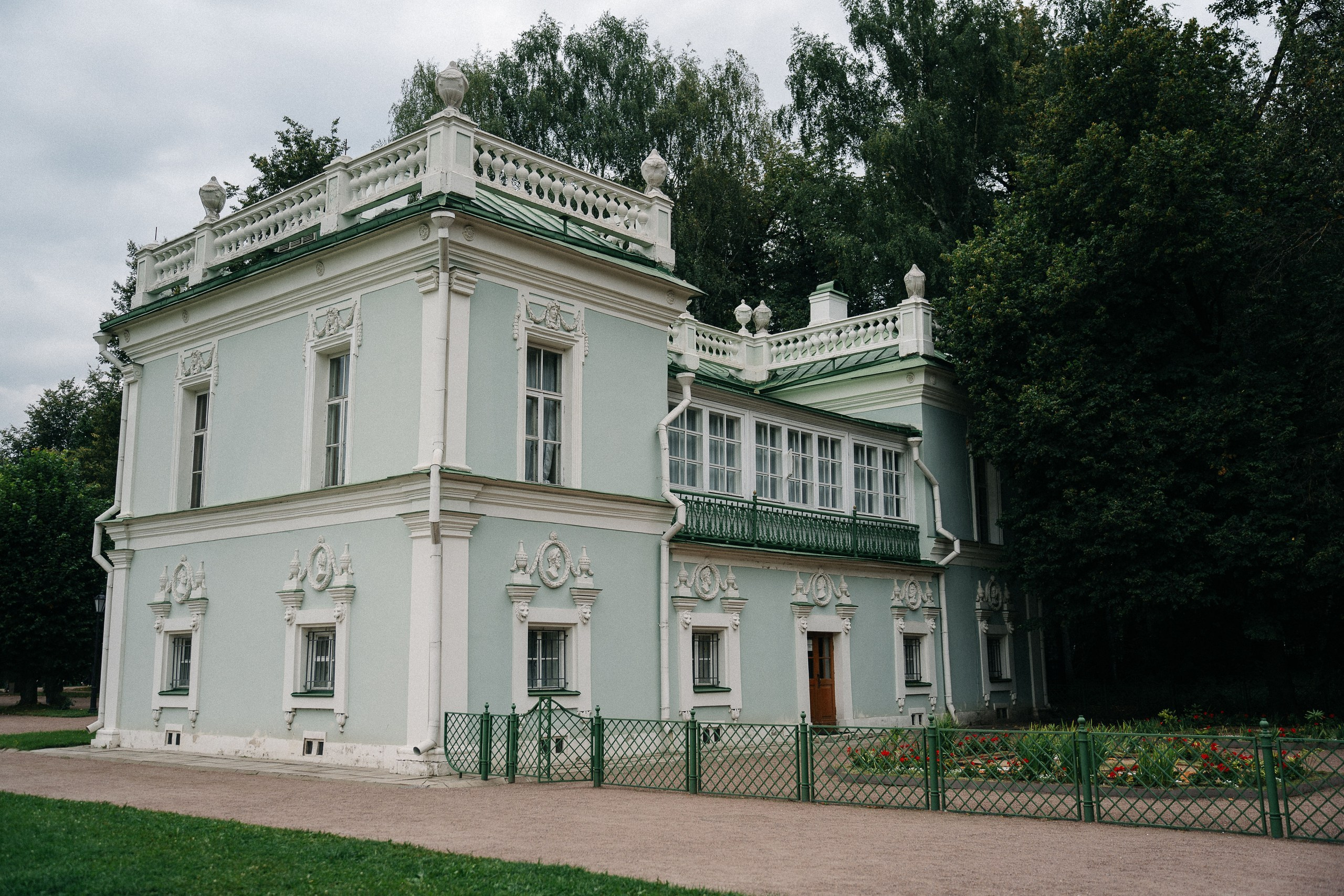 Свадебная фотосессия в Кусково и роспись в Итальянском дворике