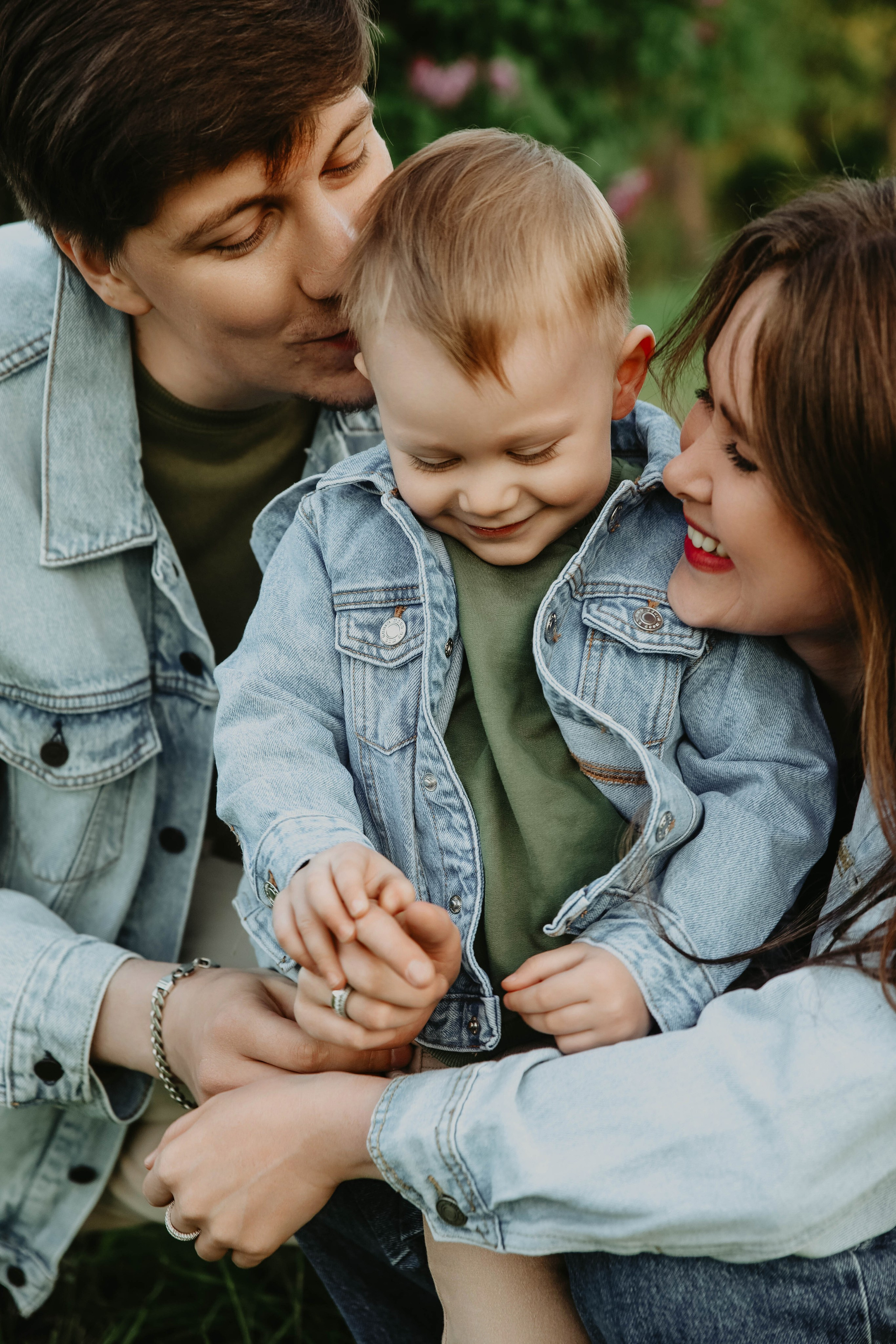 Семейная фотосессия с детьми в парке Коломенское. Свадебный и семейный фотограф в Москве