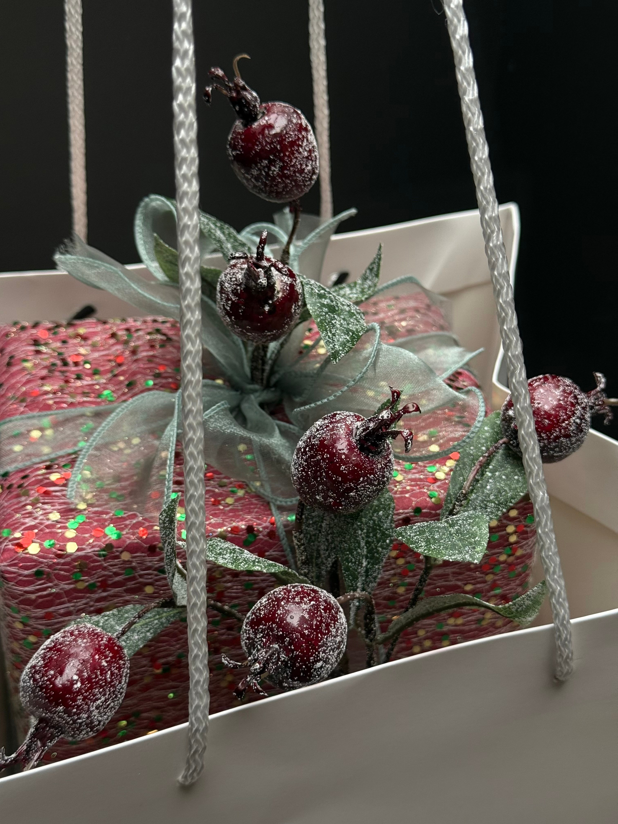 «Зимний гранат». Студия подарочных наборов «Владия»