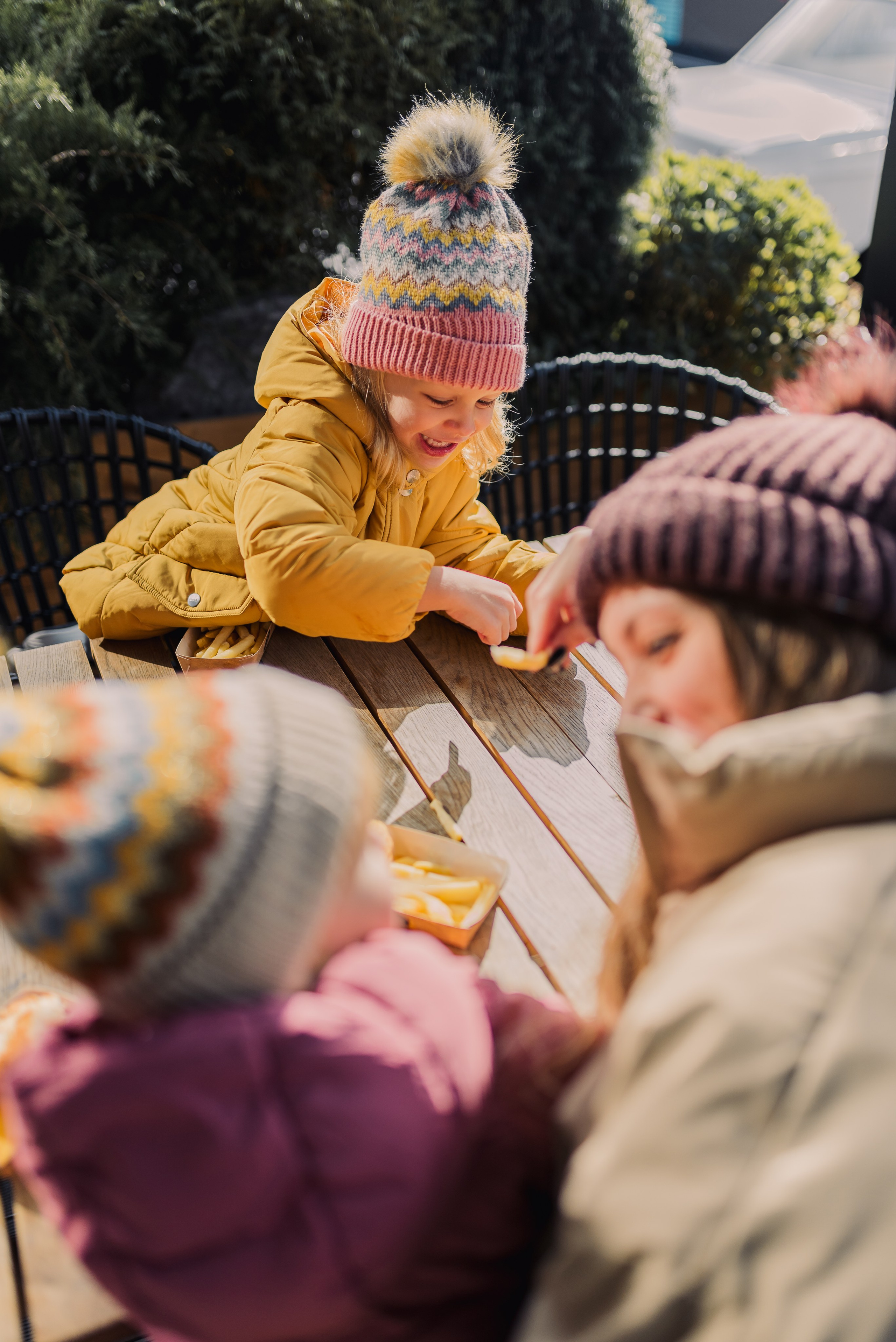 Прогулочная фотосессия в городе в стиле Lifestyle. Контент-фотограф в Москве Хныкина Лена