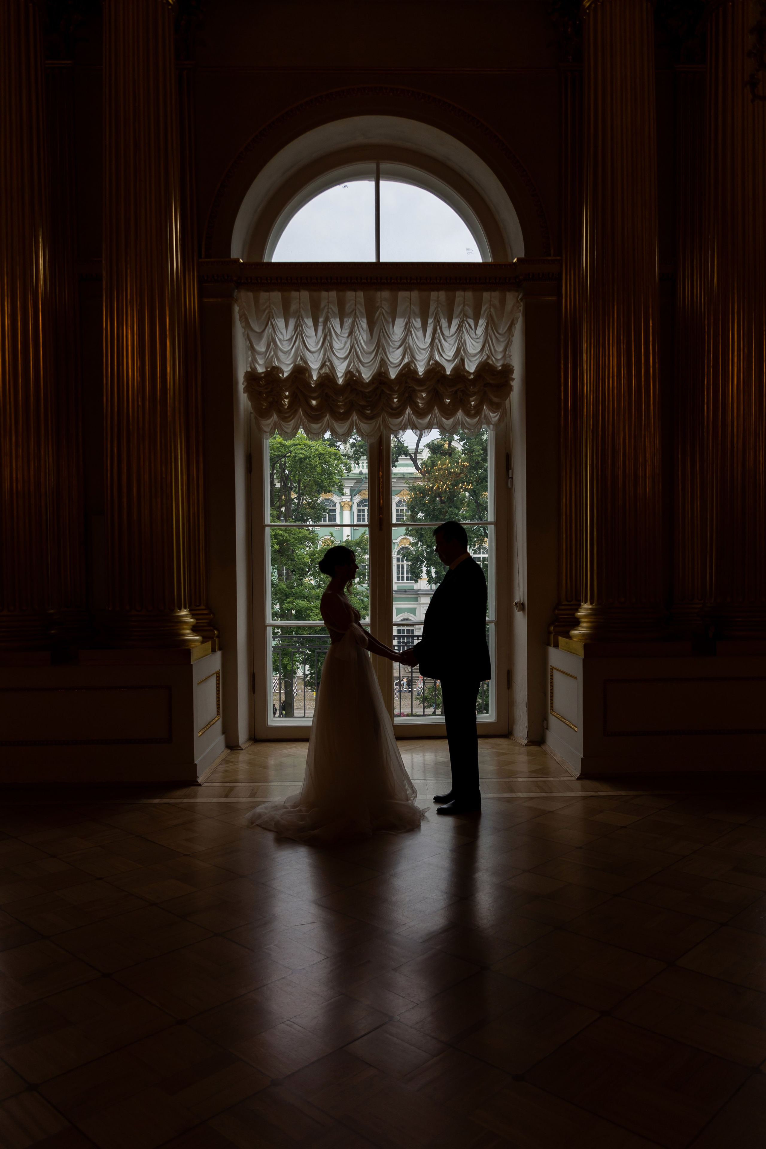 Свадебная фотосессия в Эрмитаже. Семейный и свадебный фотограф в Санкт-Петербурге Татьяна Швыкова