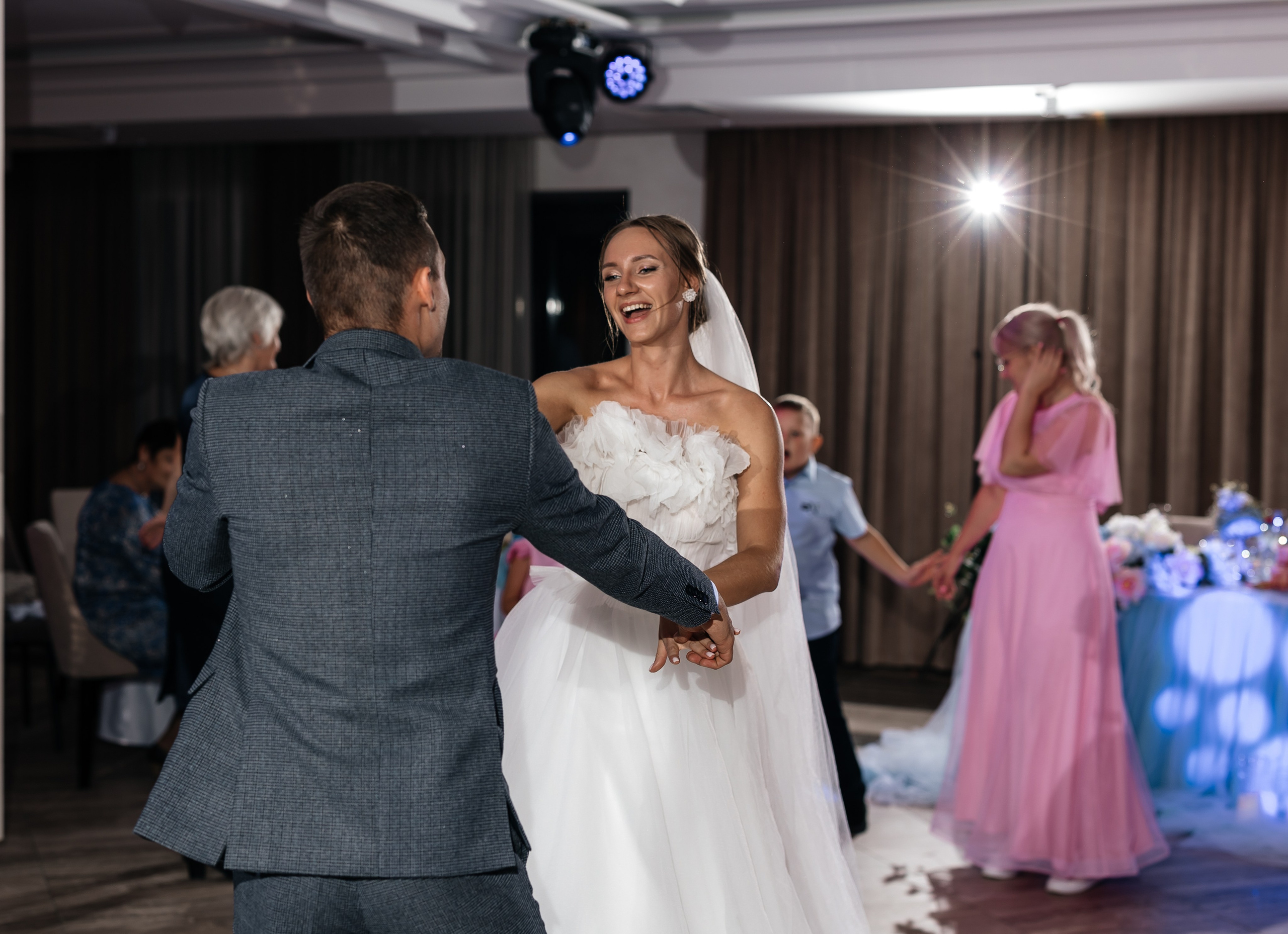 Дарья & Дмитрий | 22.09.23. Свадебный и семейный фотограф в Омске Евгения Хакимова