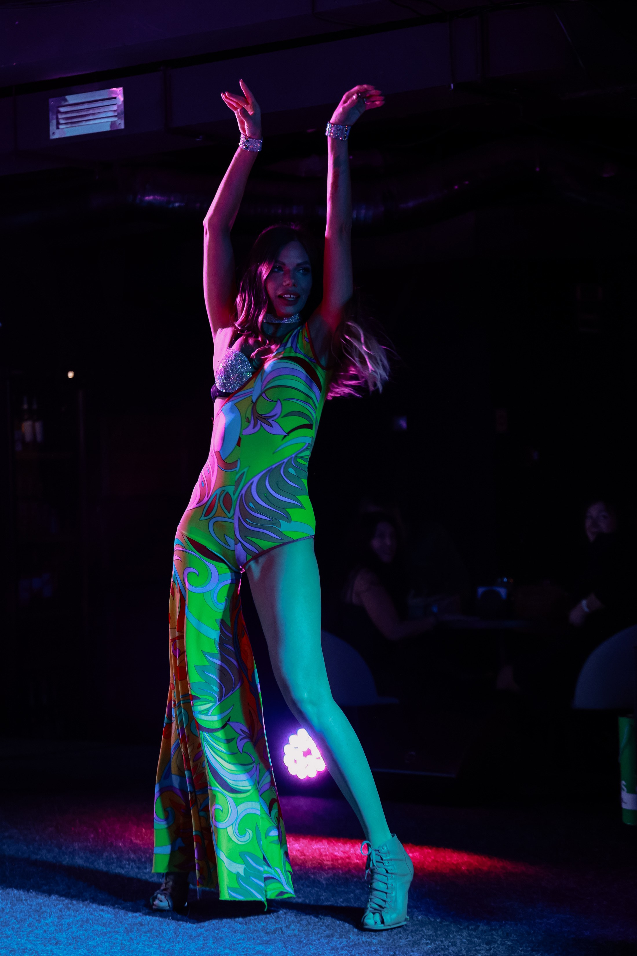 Дискотека под хиты 2000 в Истории. Фотограф Юлия Мальцева