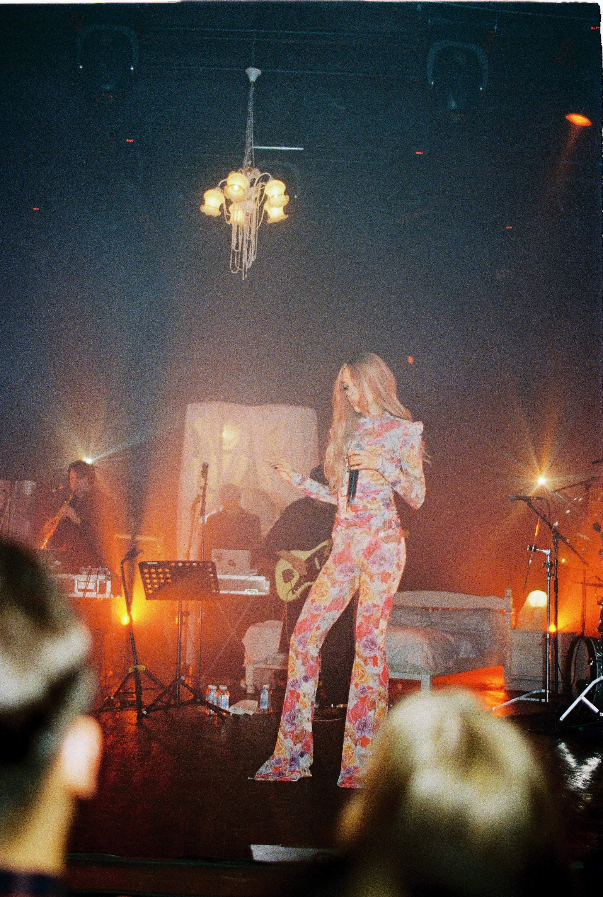 Mirele дк кристалл 2025. Илья Симонов фотограф москва