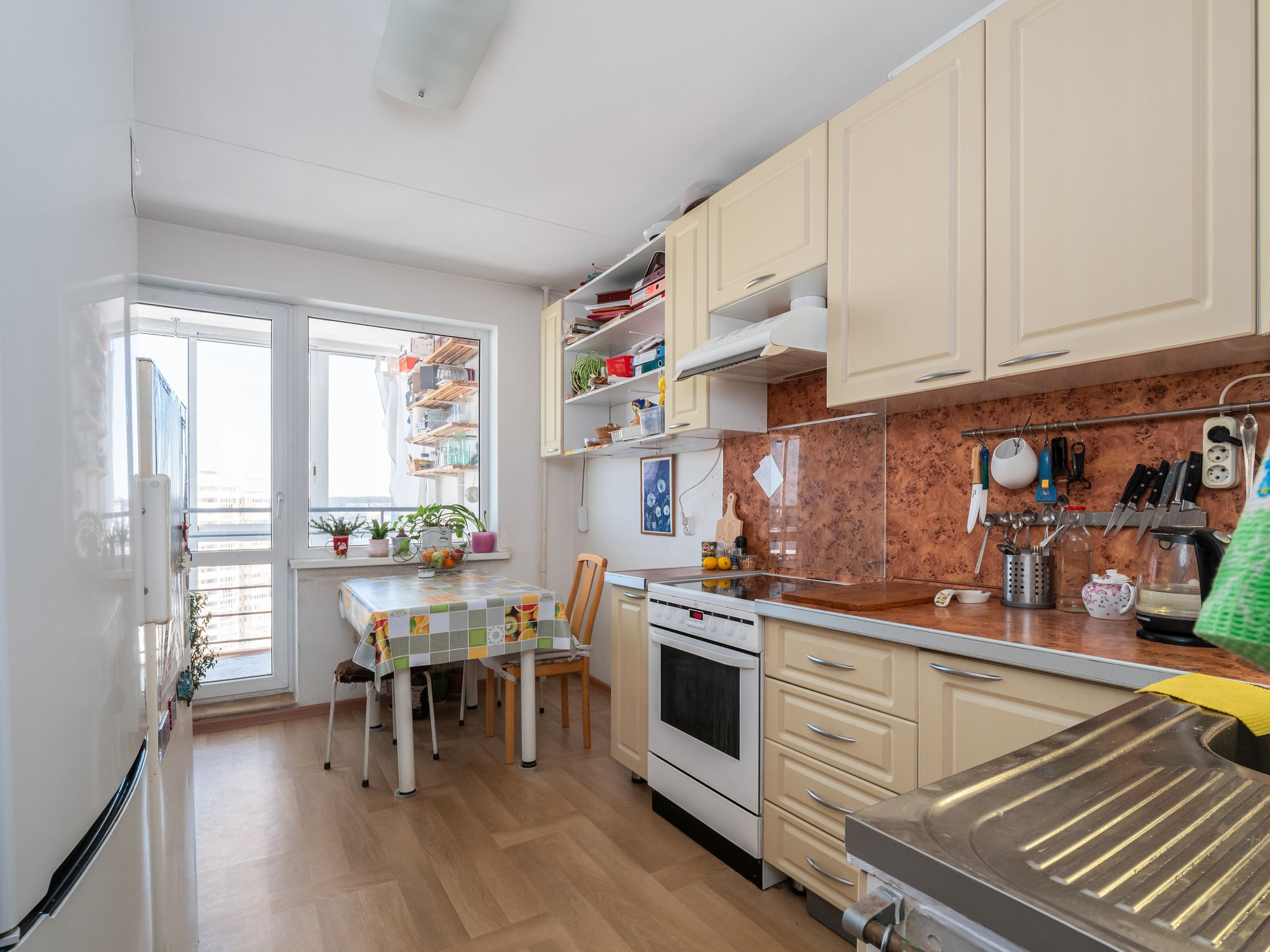 Квартира в Екатеринбурге. Фотограф недвижимости и авто в Екатеринбурге