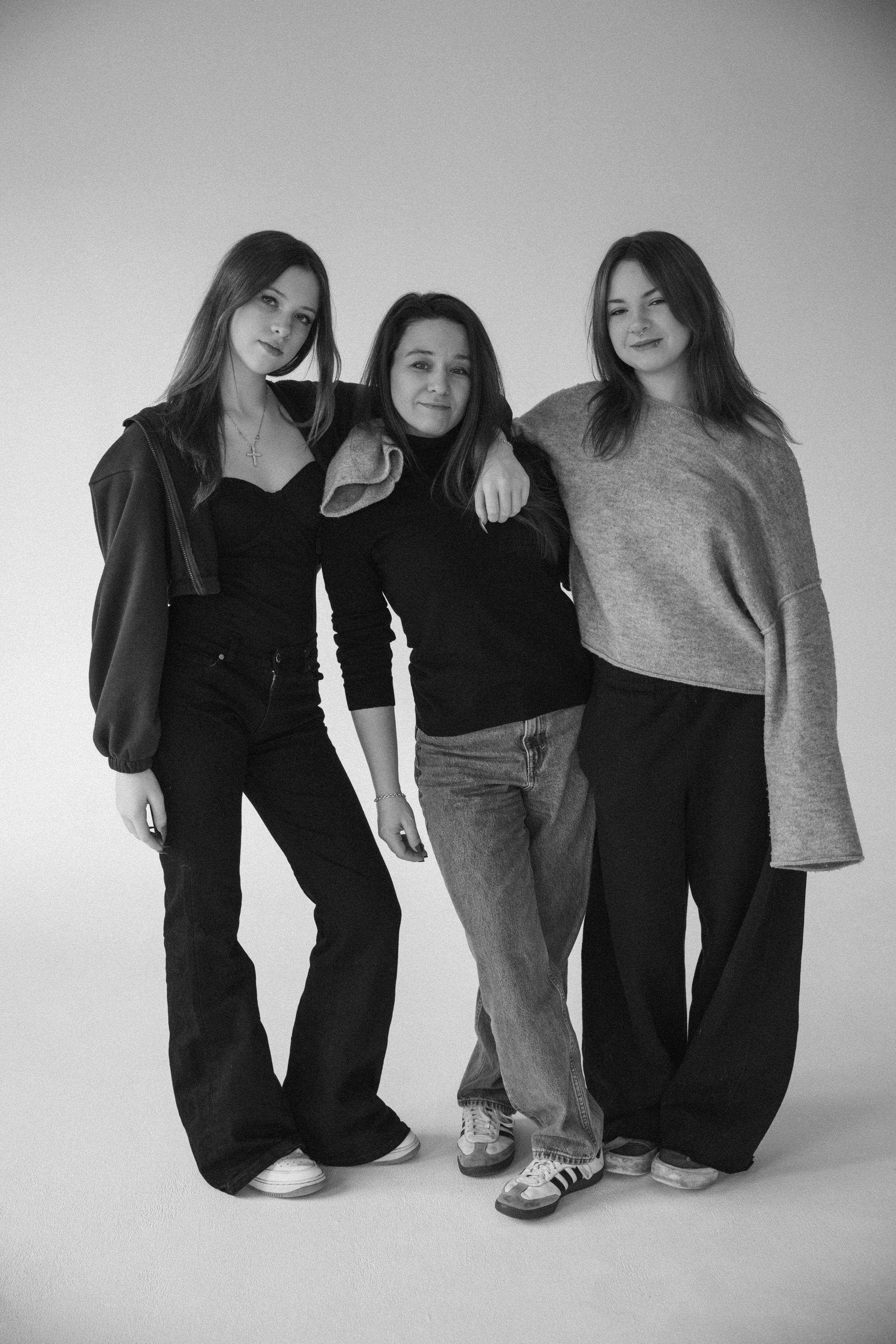 АНЯ и ДЕВОЧКИ. Я фотограф из Москвы к Вашим услугам