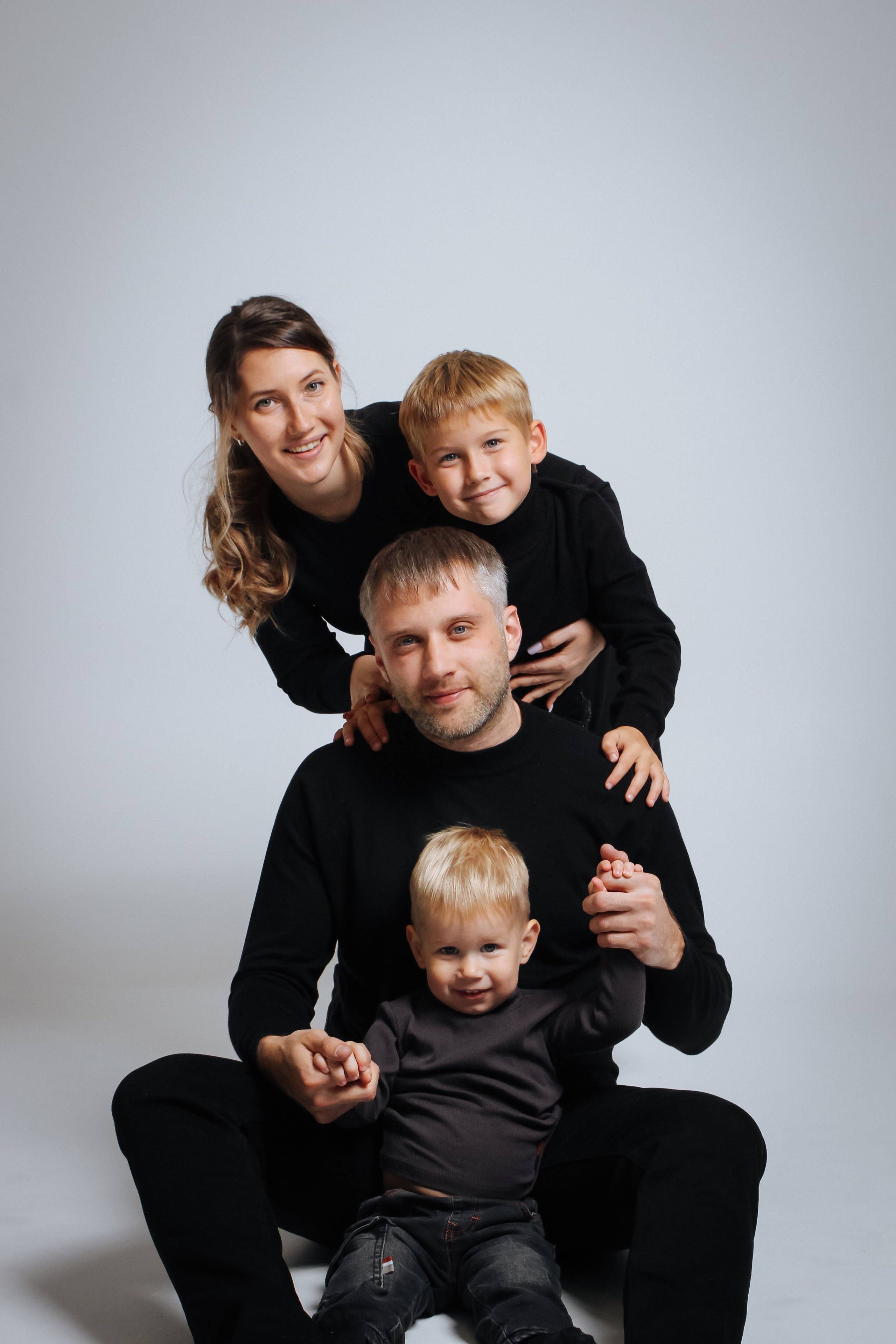 Студийные. Фотограф Новосибирск. Фотокарточки на память. Евгения Кудрявцева