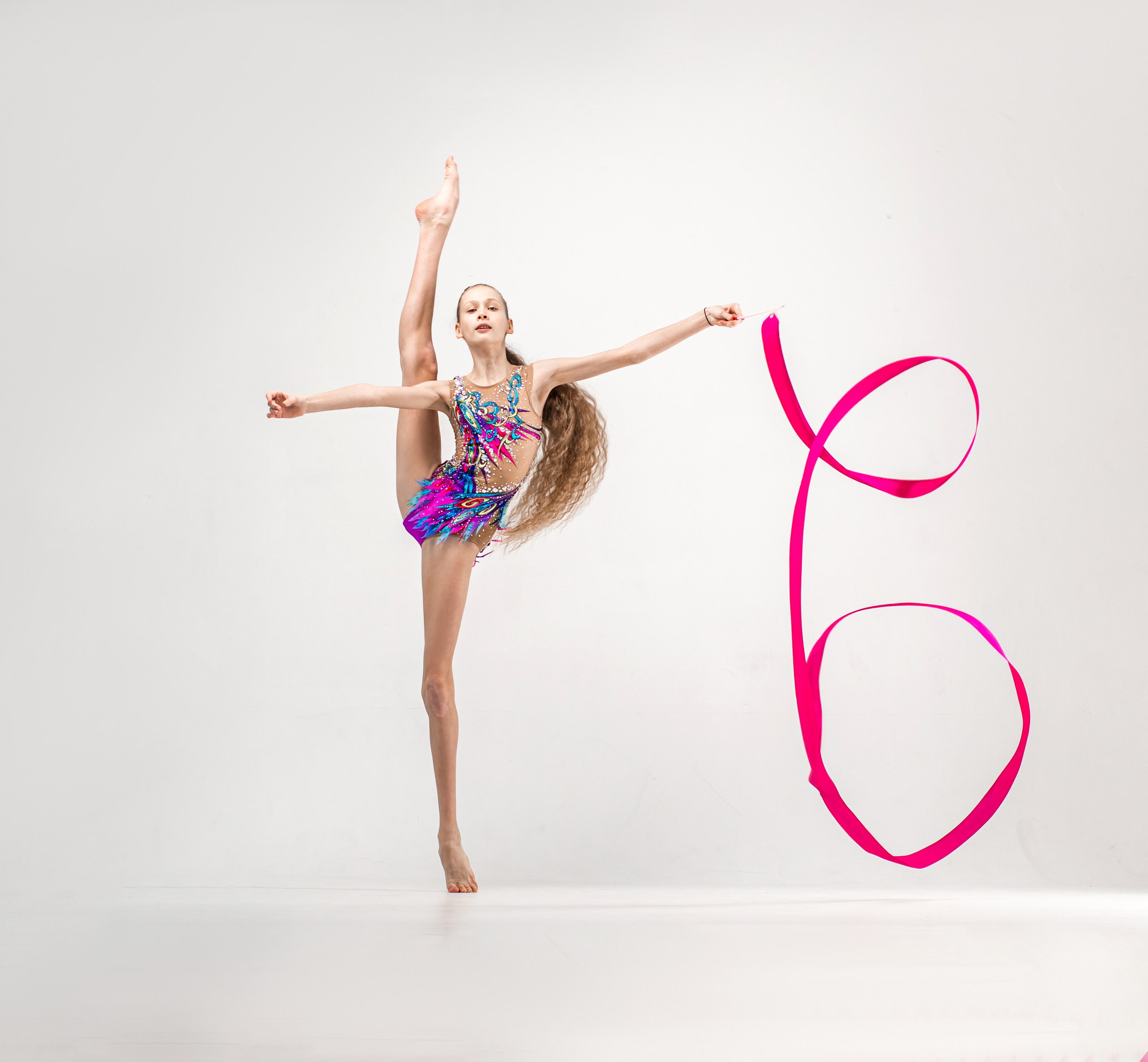 Фотосъёмка гимнасток на белой циклораме. Балетный фотограф Алина Ханько — Душа Балета