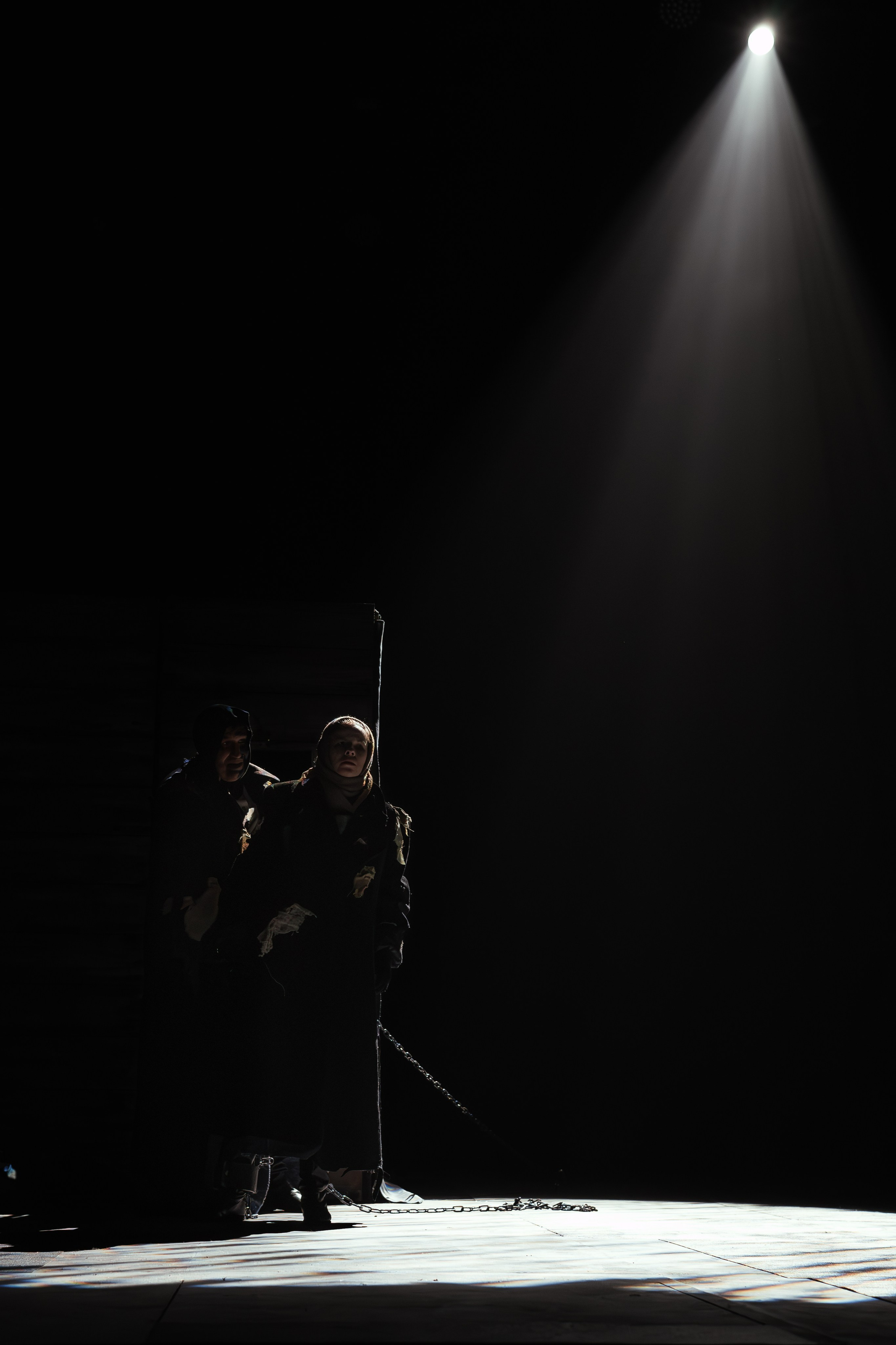 Астраханский Драматический Театр «Леди Макбет». Фотограф Марк Файзулин