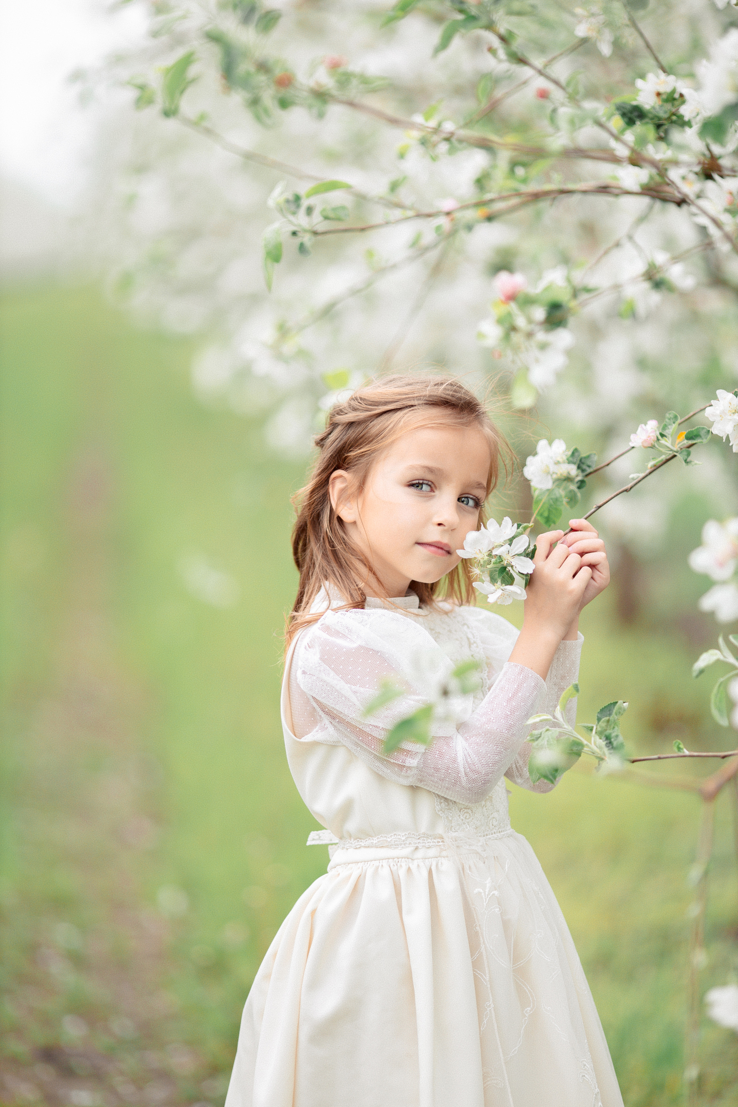 Фотосессия в садах. Свадебный фотограф в Краснодаре Алиса Михайленко