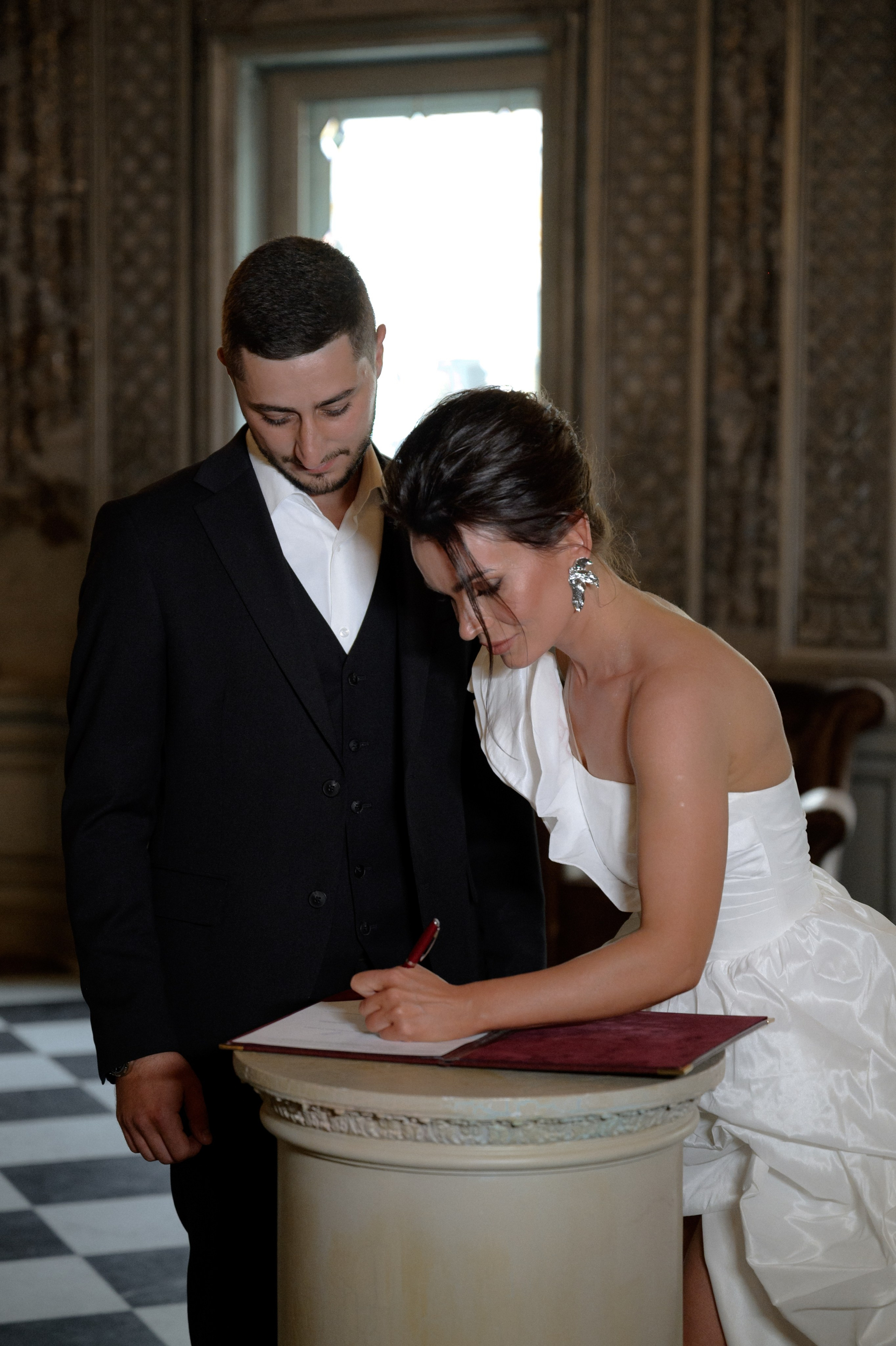 23.08.2024. RETOUCH-HOUSE