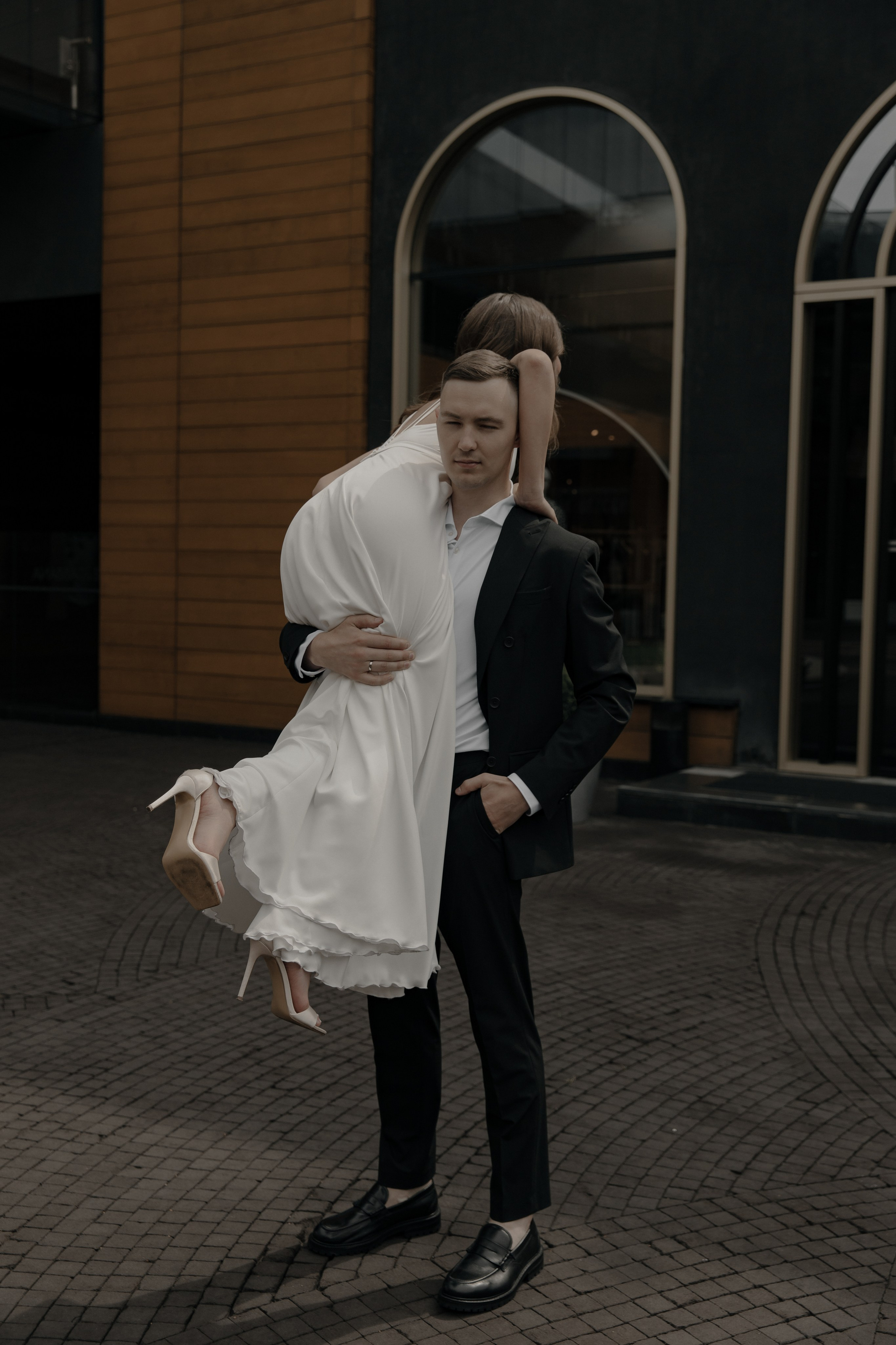 23.07.2024. RETOUCH-HOUSE