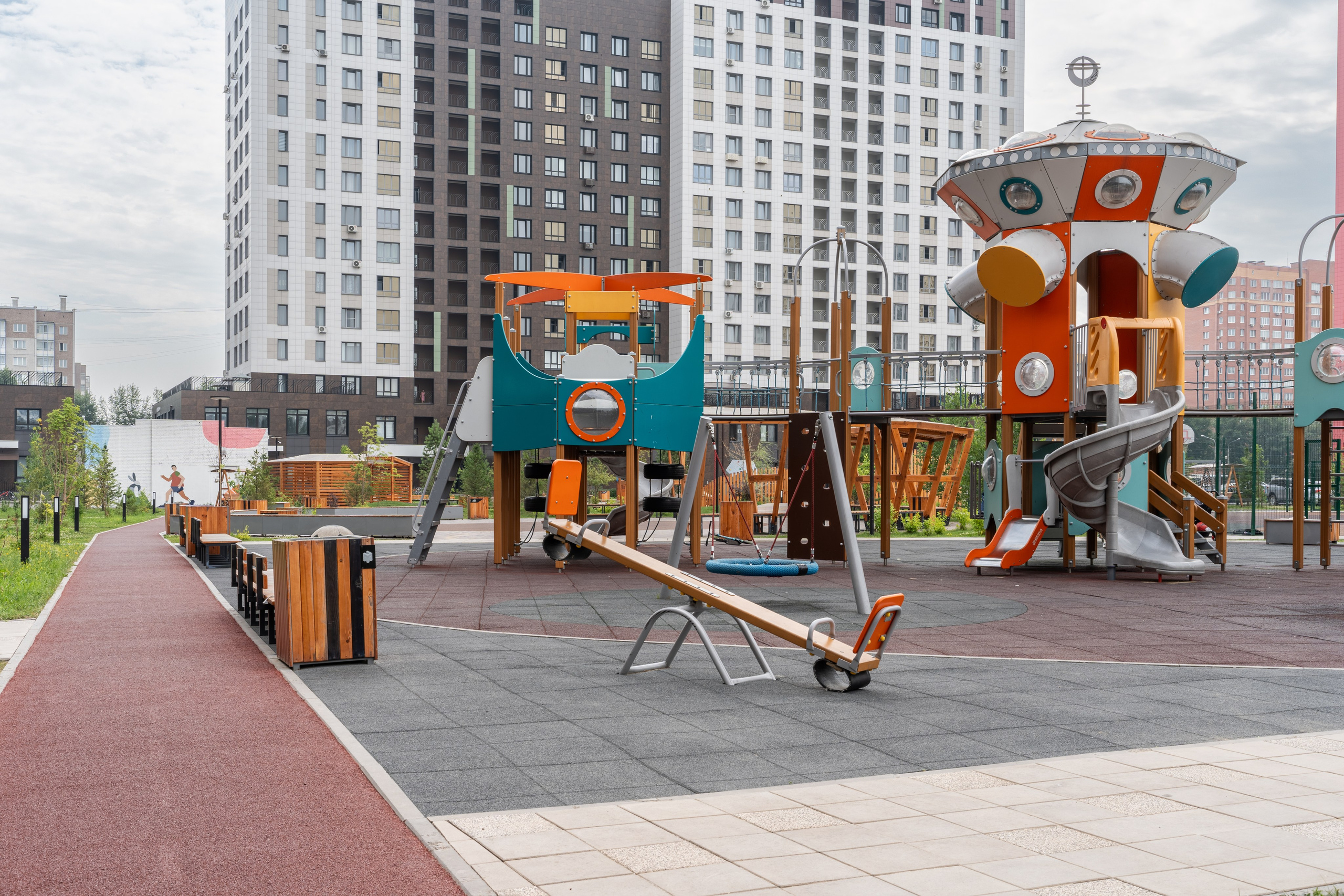 Интерьерный фотограф и ретушер в Красноярске Денис Антропов