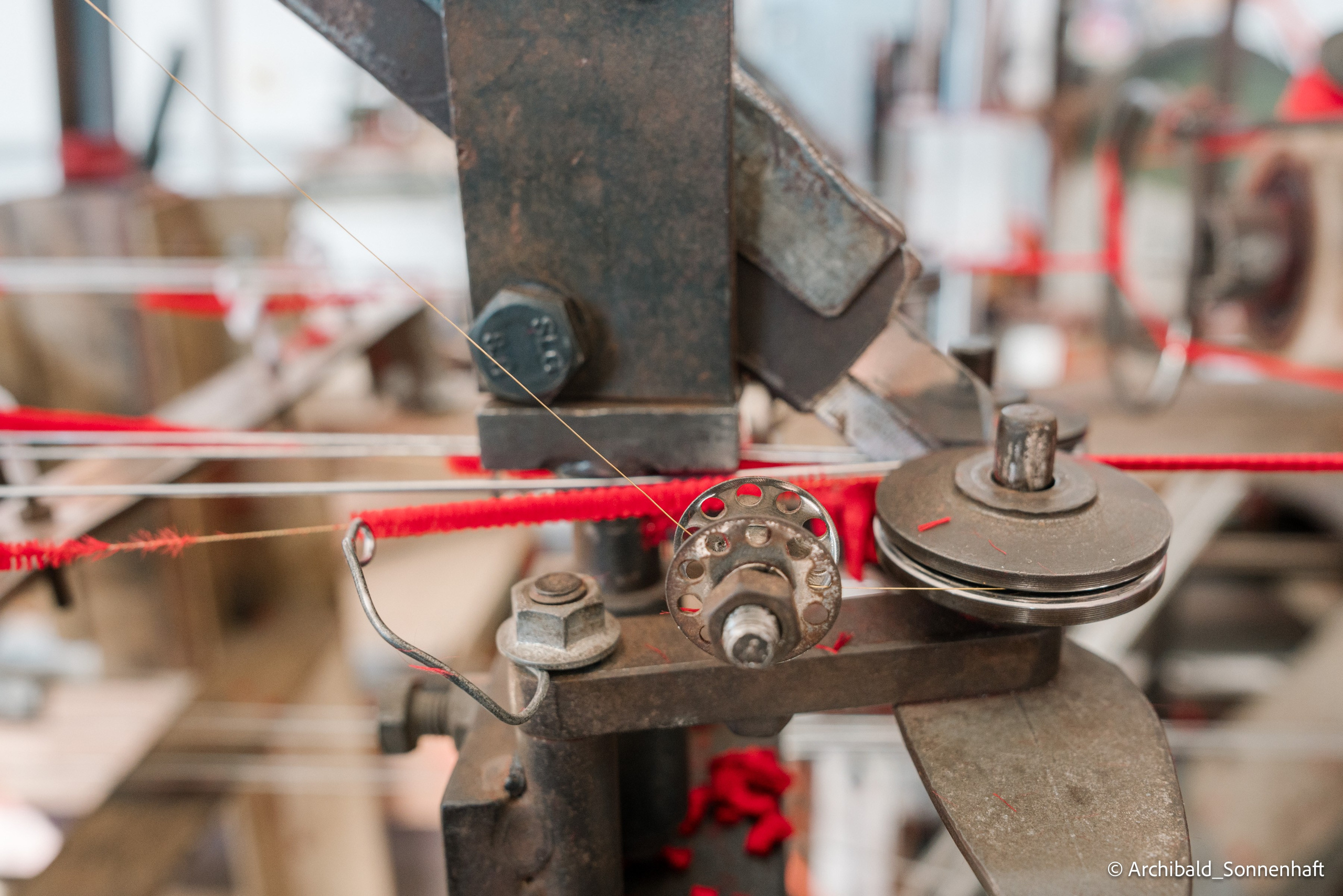 真丝绒绣技艺. Photographer in Guangzhou, China. Archibald Sonnenhaft