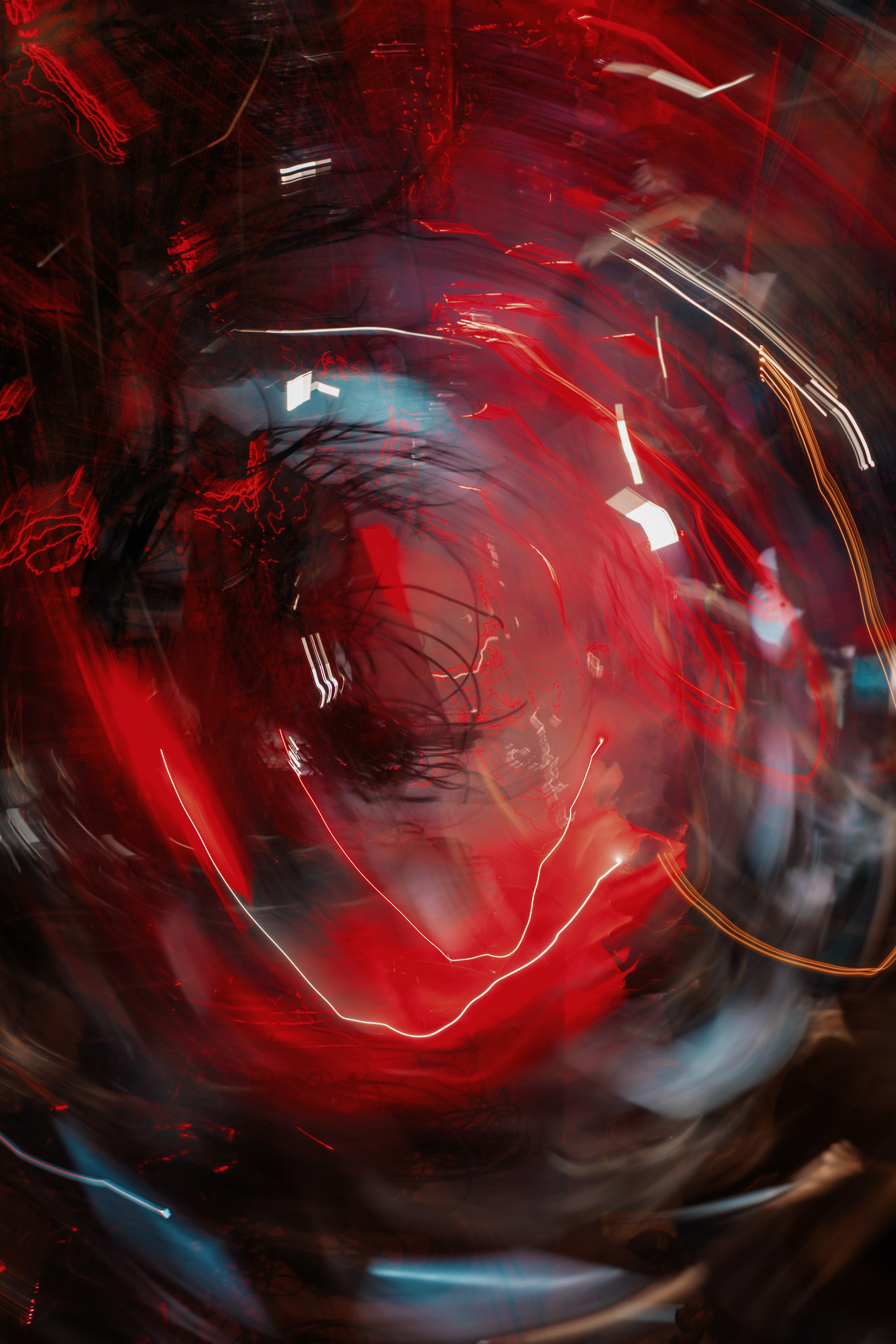 Outline 2024. @tomrus: Рустам Шагиморданов — фотограф