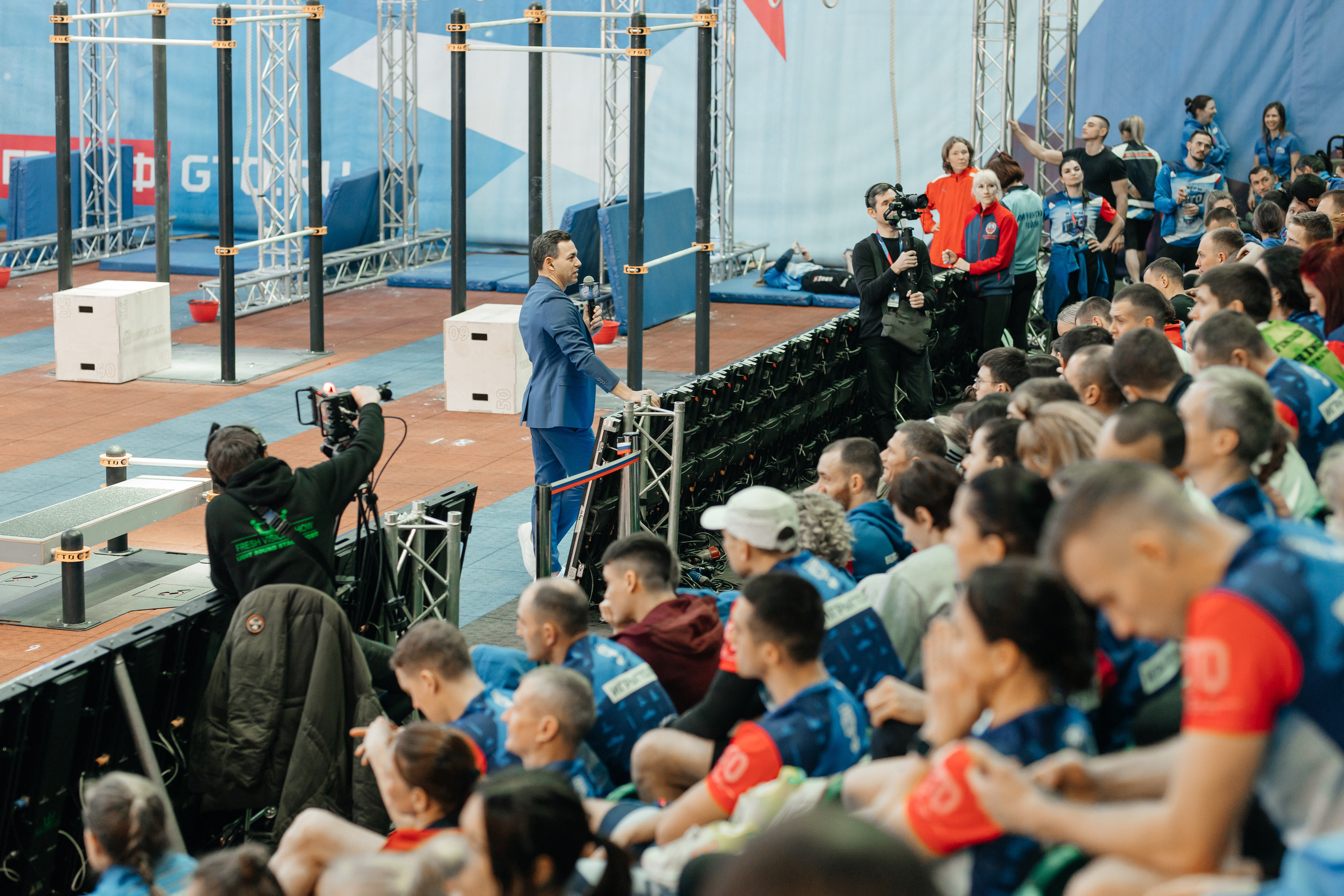 Репортаж деловых, спортивных событий и концертов