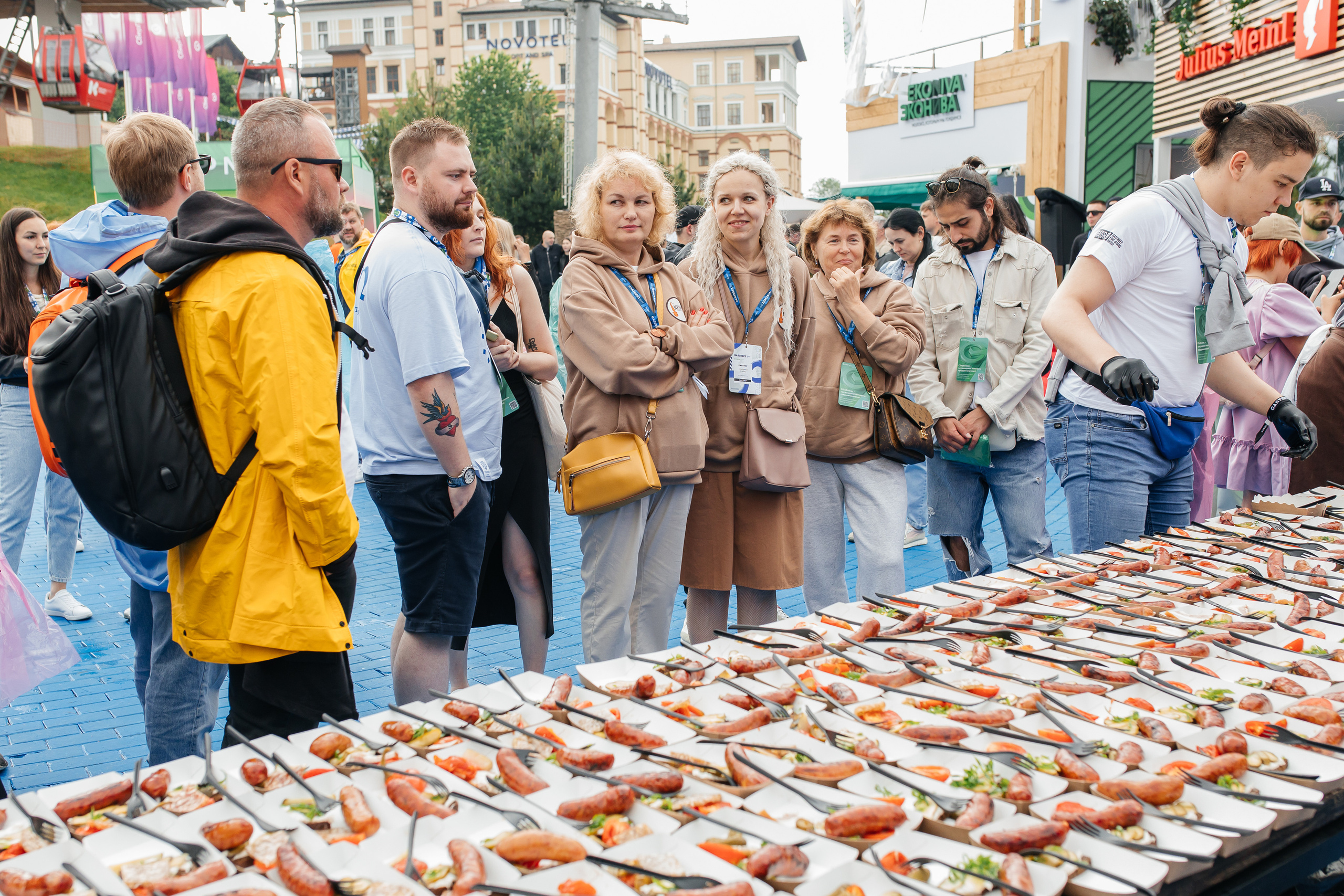 Репортаж деловых, спортивных событий и концертов