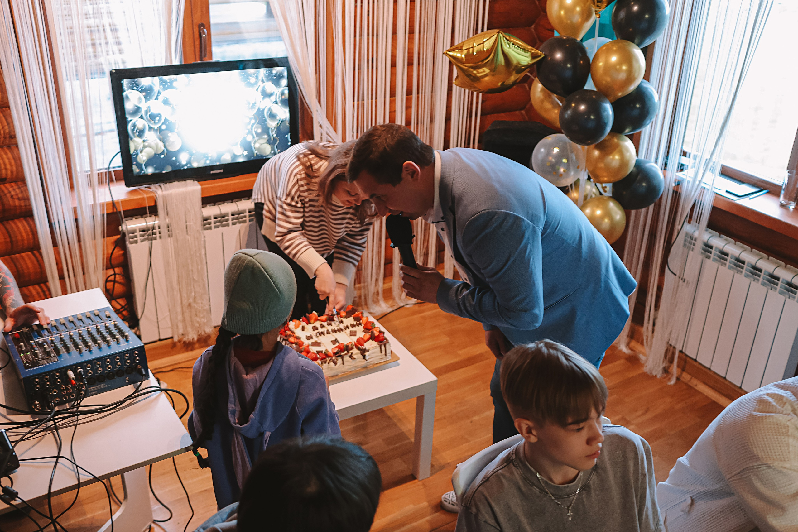 Последний звонок. Семейный фотограф Тюмень, фотограф на роды Салмина Мария