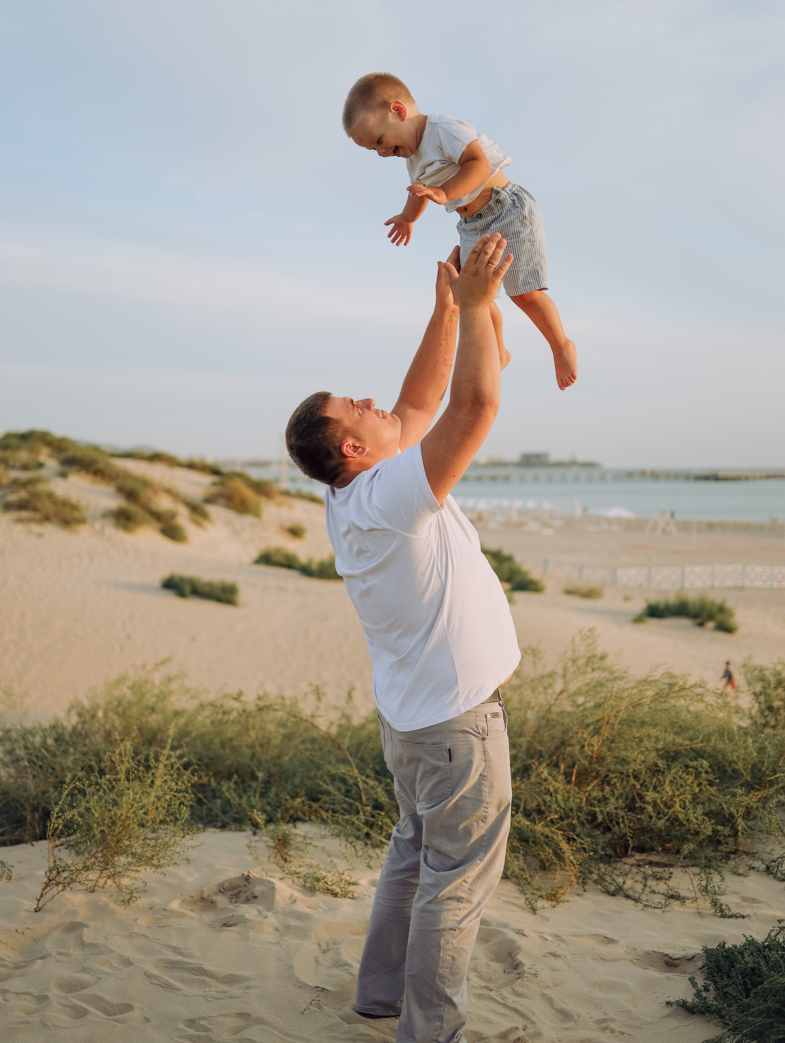 Александр. Главная