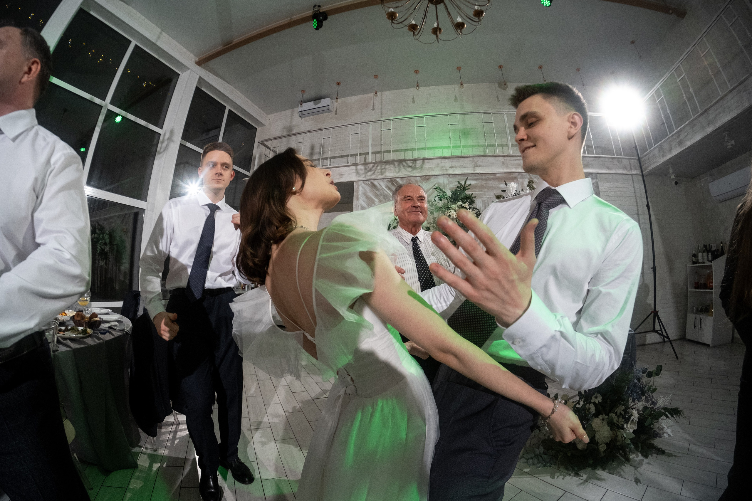 Александр и Анастасия. Свадебный и семейный фотограф Москва, Звенигород, Одинцово, Можайск,