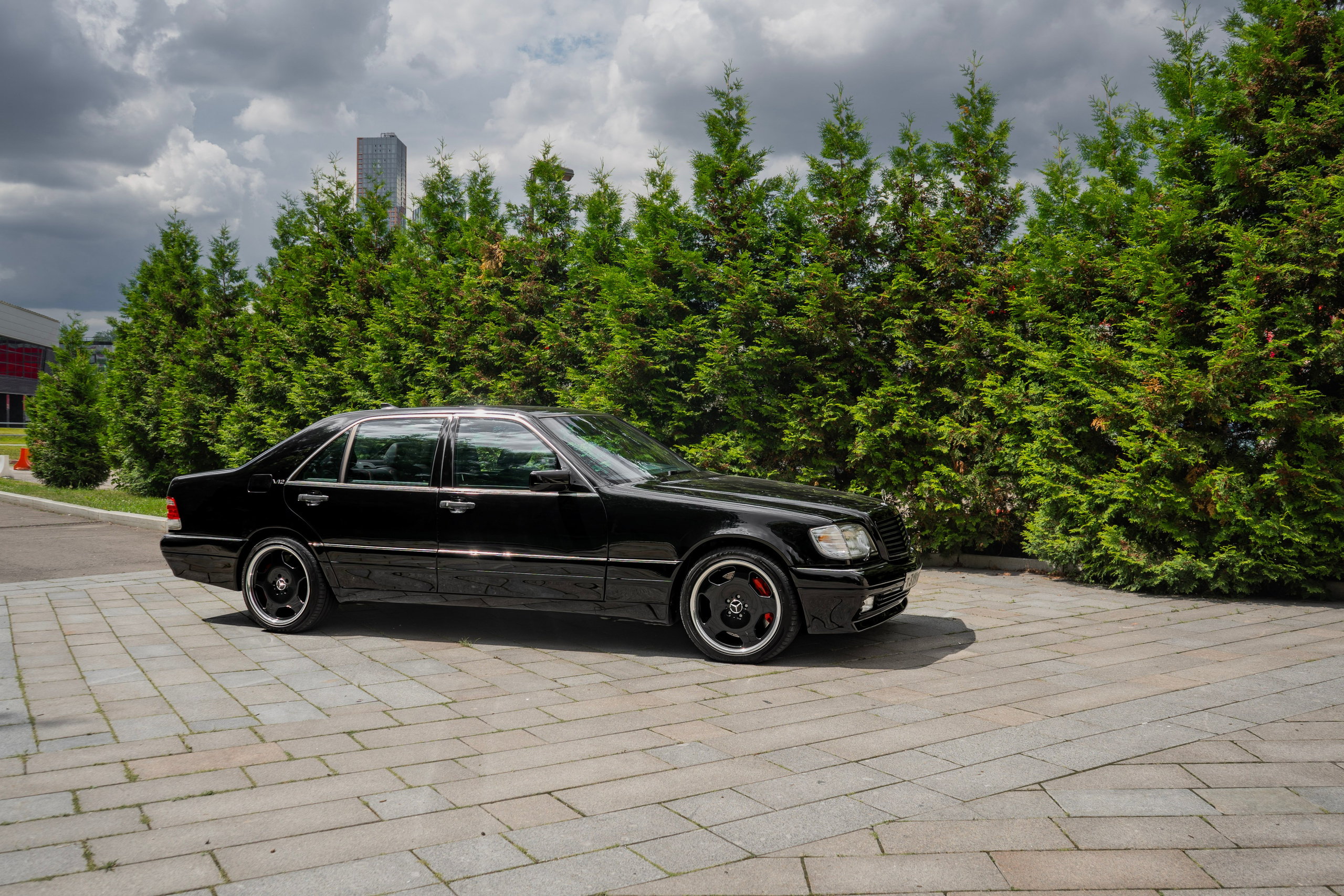 Mercedes W140. Автомобильный фотограф Ногинск Денис Городок