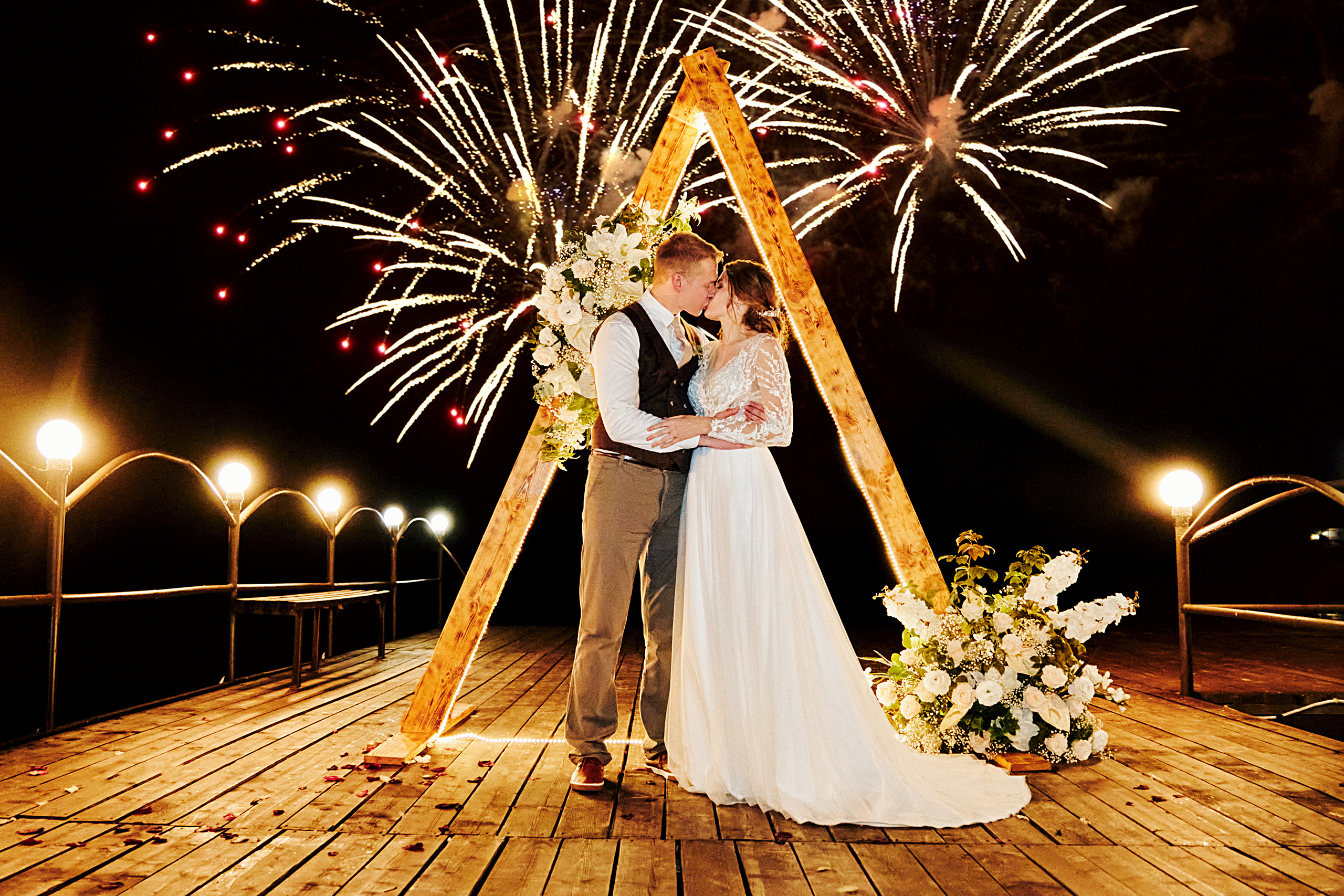 Сергей и Алёна. Свадебный фотограф Чайковский