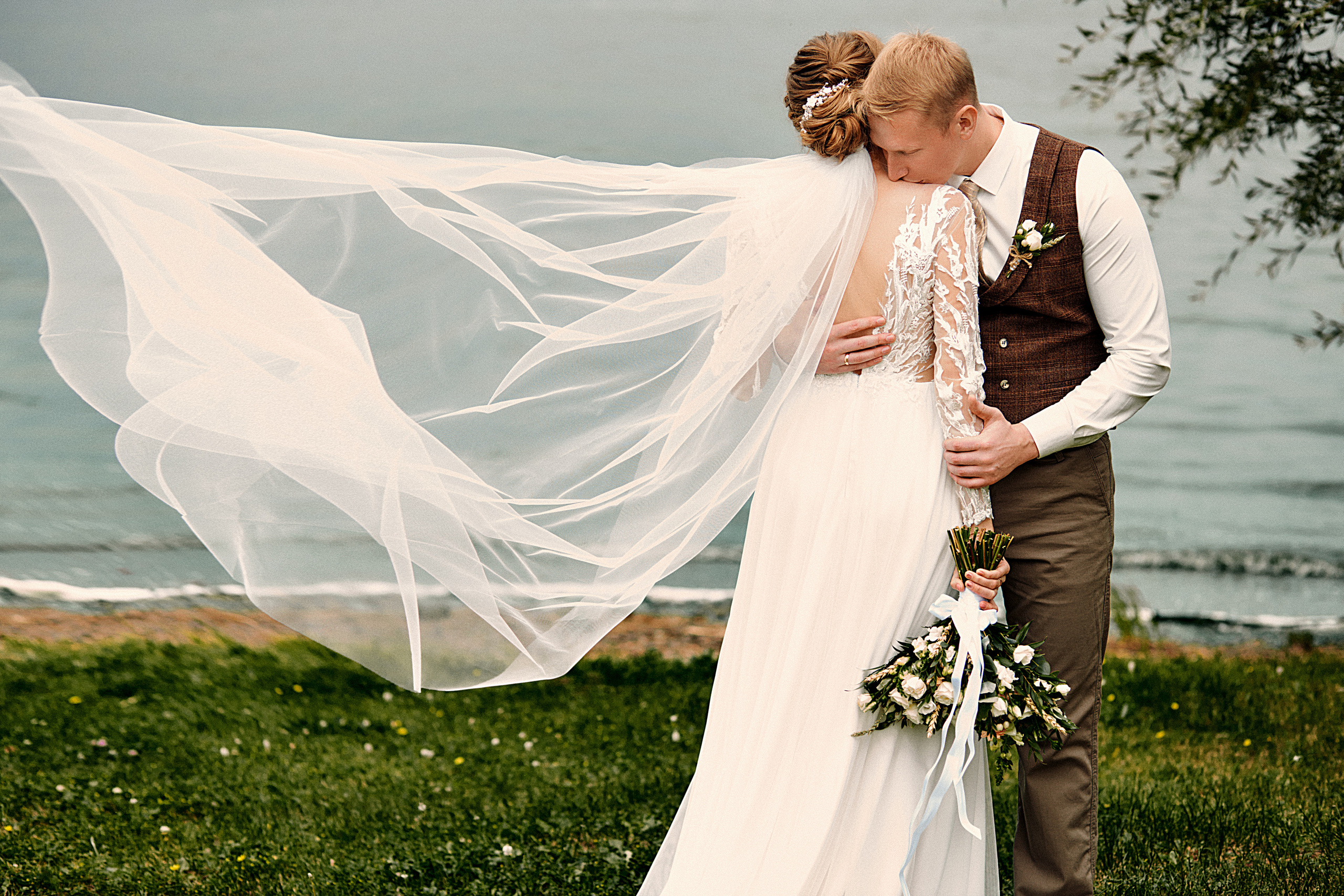 Сергей и Алёна. Свадебный фотограф Чайковский