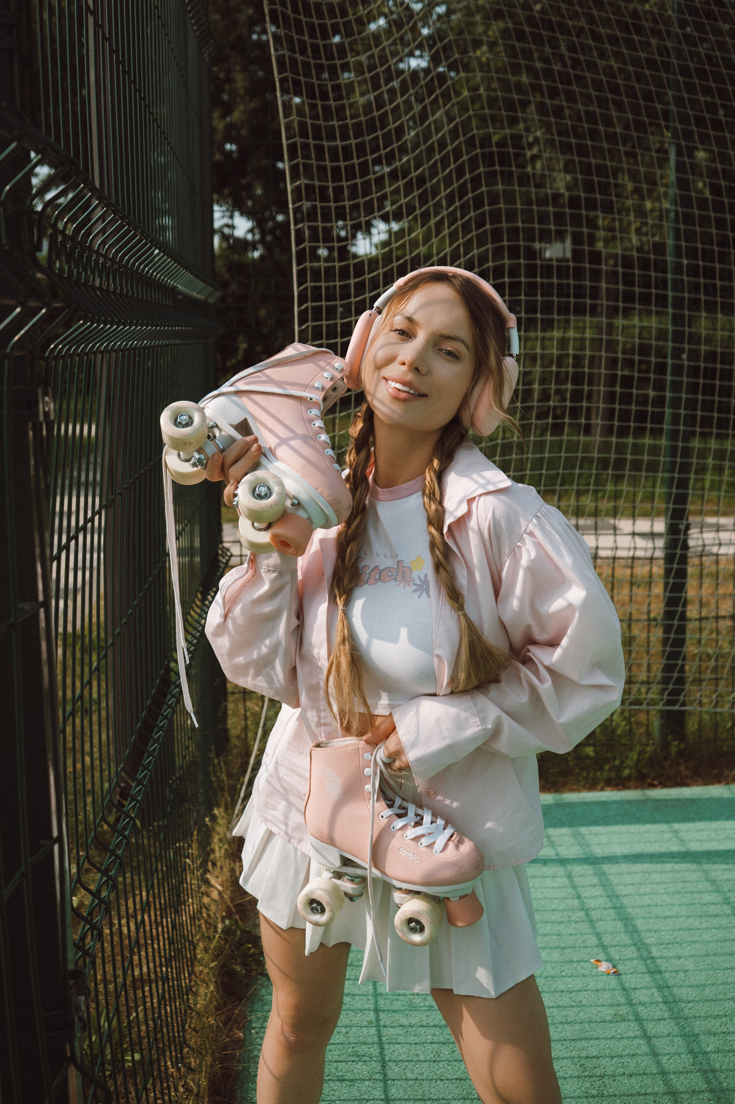 Ретро съемка с роликами — модель Евгения. Фотограф Москва и Видеограф Москва